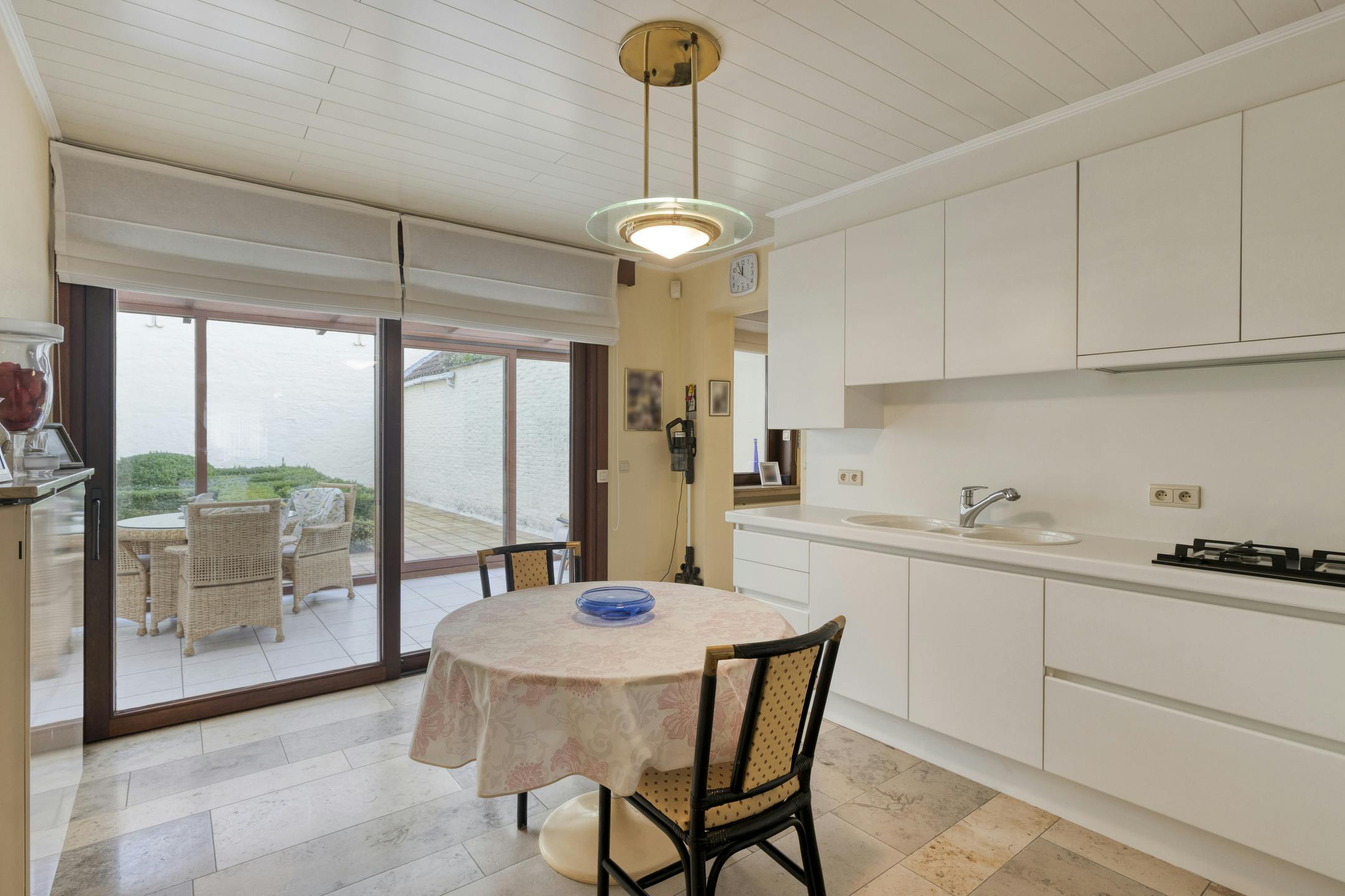 Karaktervol huis te koop aan de vesten in Brugge foto 4