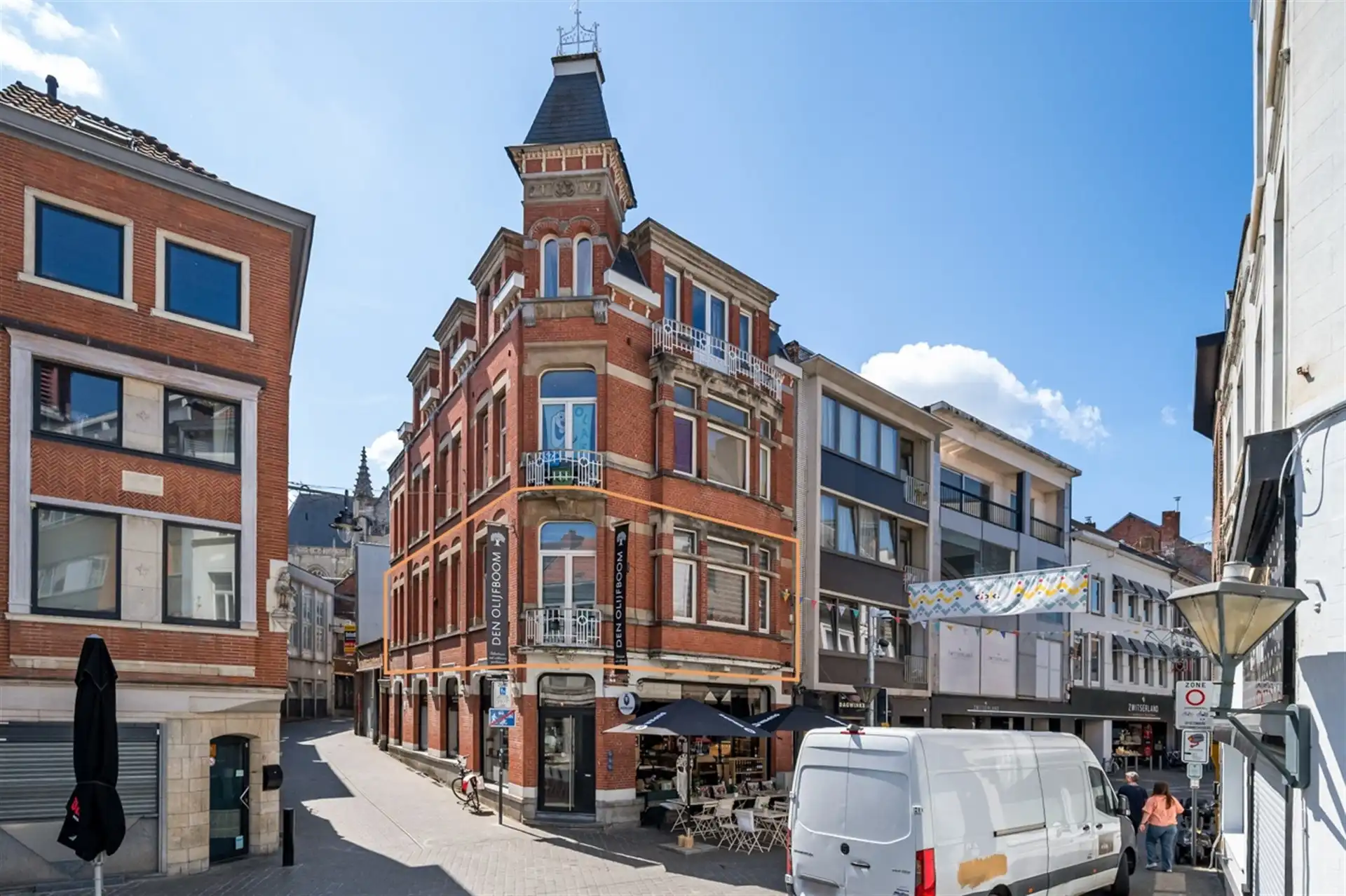 Appartement met 2 slaapkamers vlakbij Grote Markt Aalst foto {{pictureIndex}}