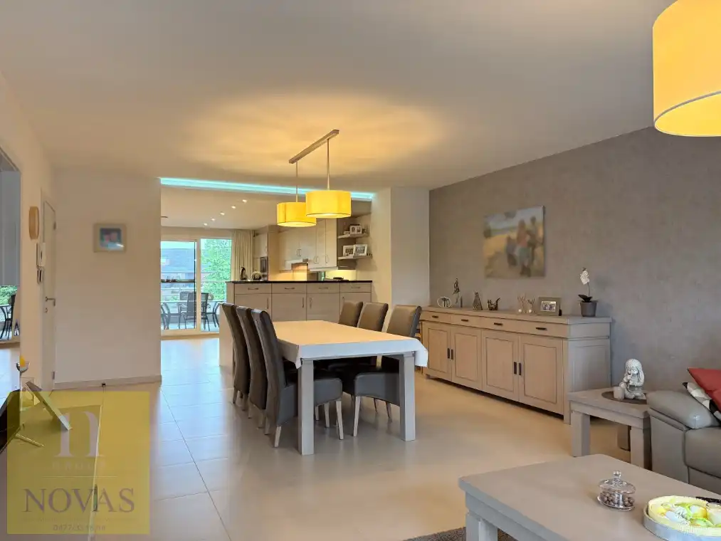 Prachtig appartement met 2 slaapkamers, 2 terassen, op toplocatie foto 8