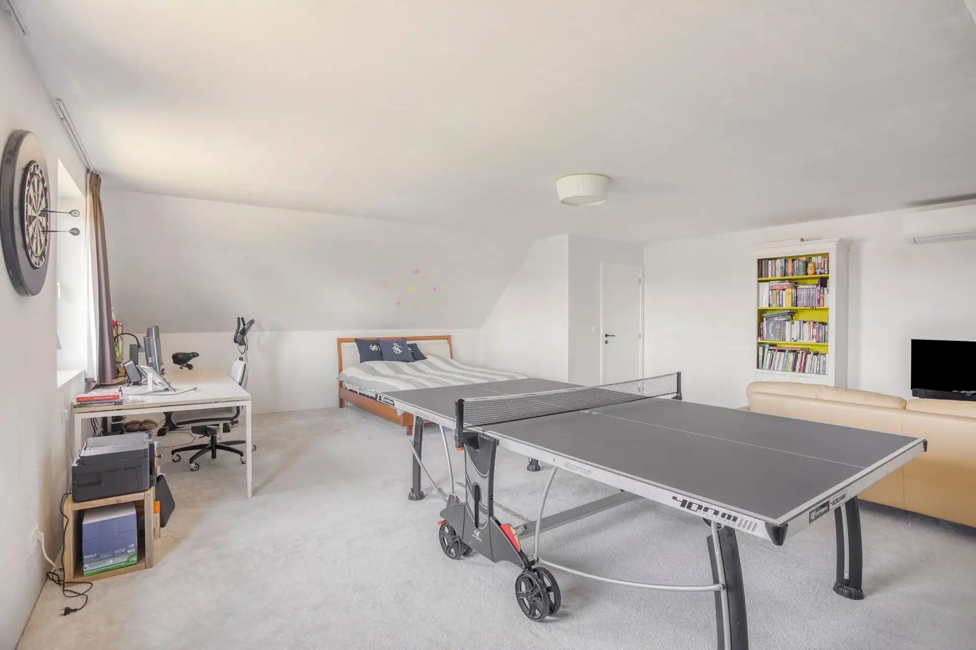 Prachtige nieuwbouw van 2019  in doodlopende straat foto 32