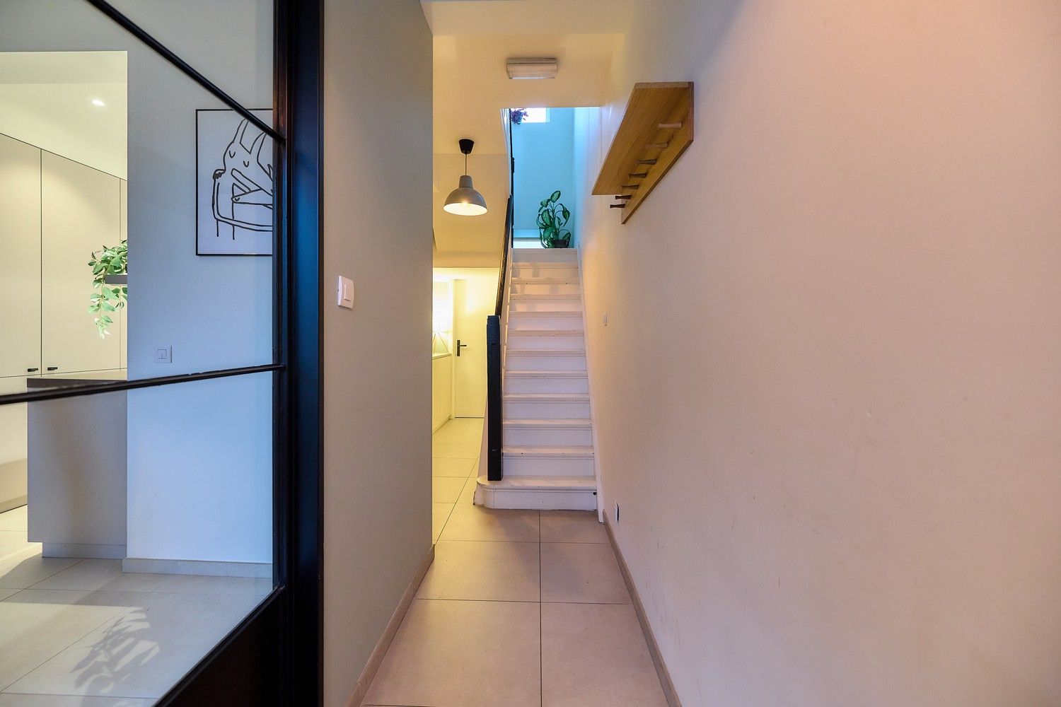 Gerenoveerde interbellum burgerwoning met 4 slaapkamers en grote tuin. foto 25