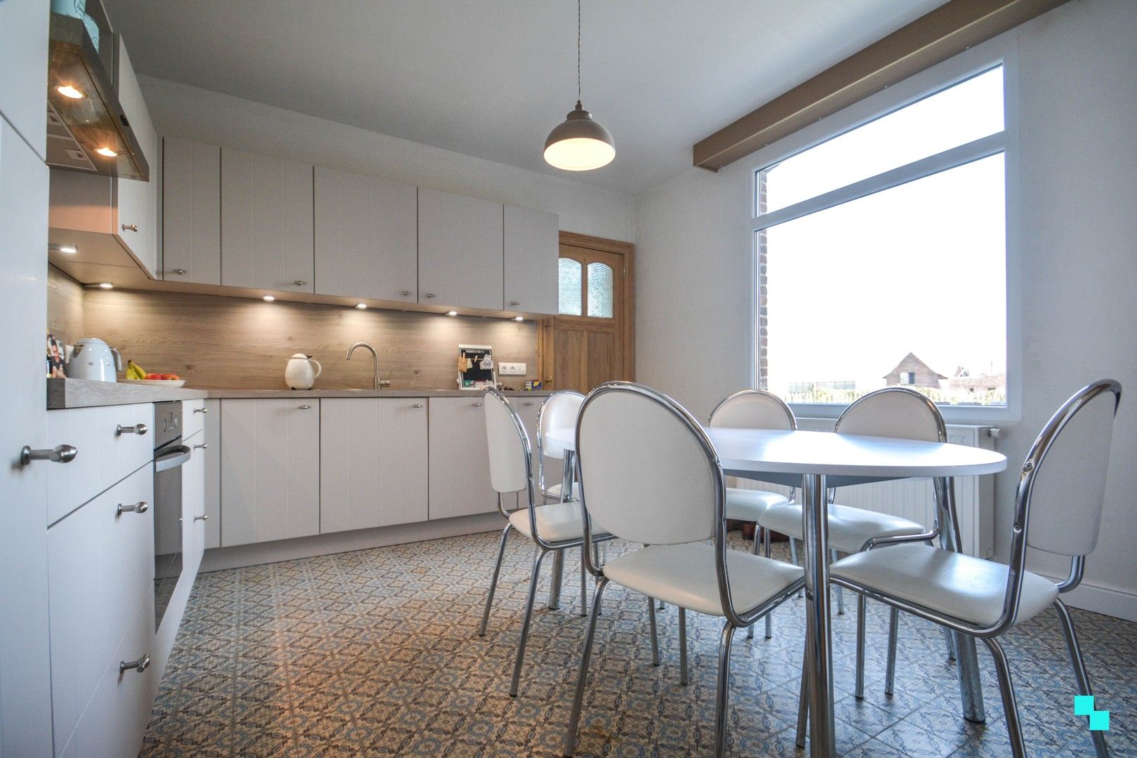 Alleenstaande landelijk gelegen woning met 3 slaapkamers foto 10