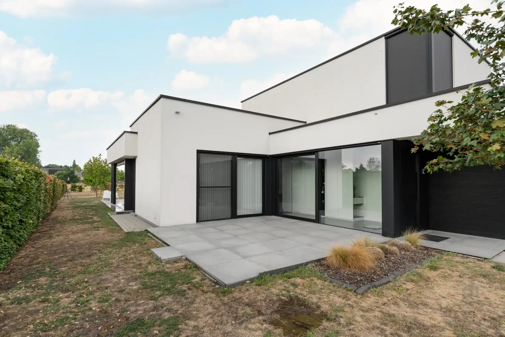 Recente, luxueus afgewerkte energiezuinige woning in Kuringen foto 32