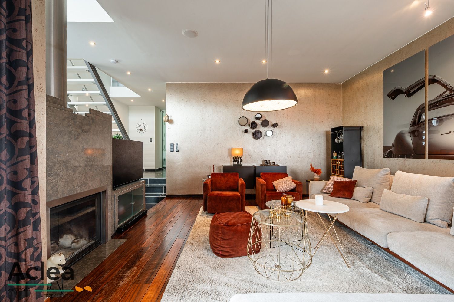 Moderne instapklare villa met zwembad en poolhouse foto 8