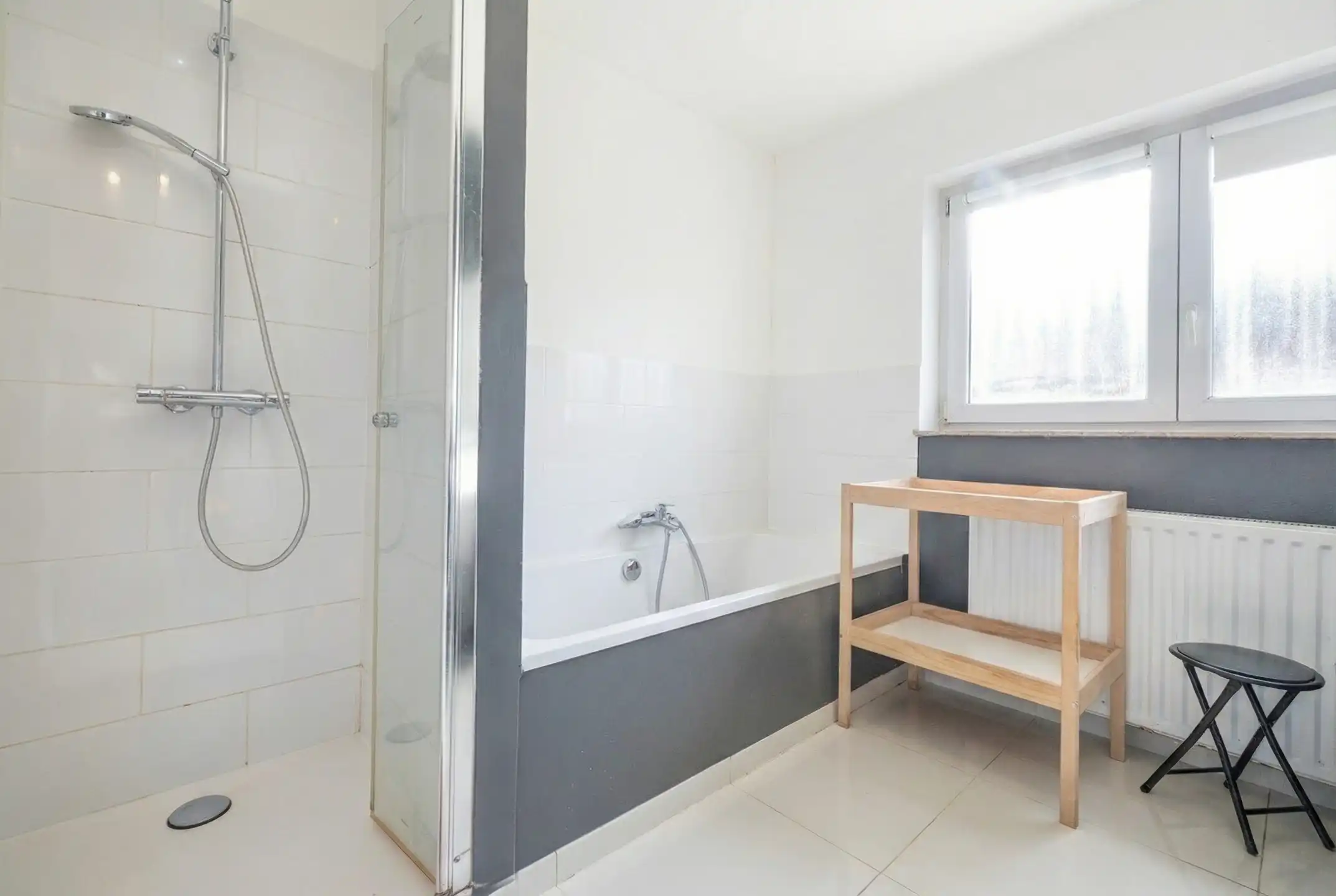 Huis met 5 slaapkamers in Linkebeek – Rustig en vredig foto 12