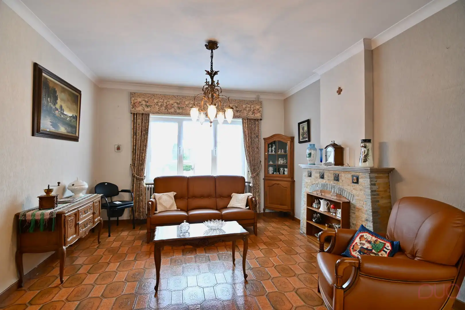 Statige hoekwoning met poortgebouw, loods en stallingen op 8a36ca in Zoutleeuw foto 4