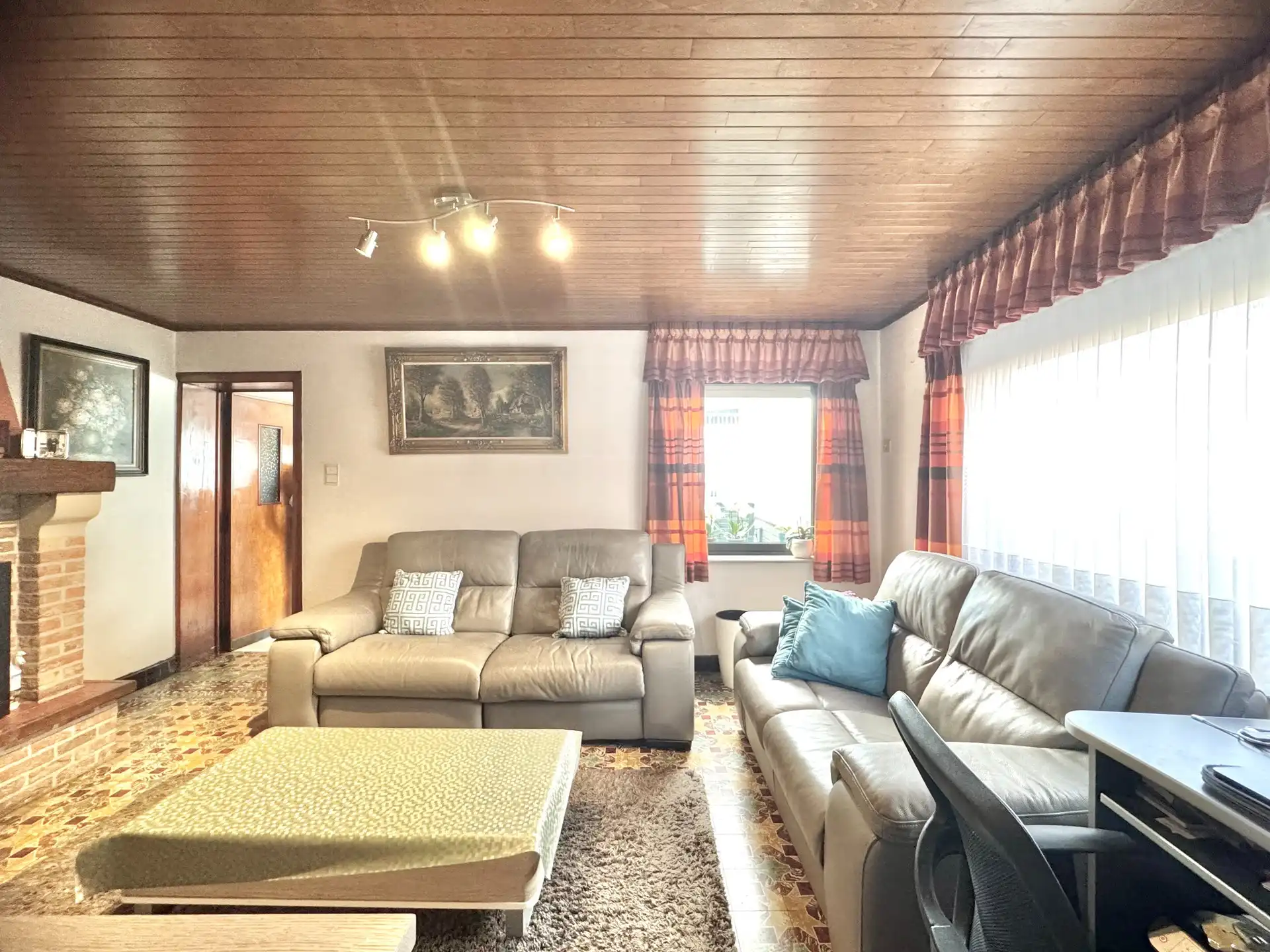HALFOPEN WONING | 2 KAMERS |TERRAS | GARAGE | 208 M² foto 17