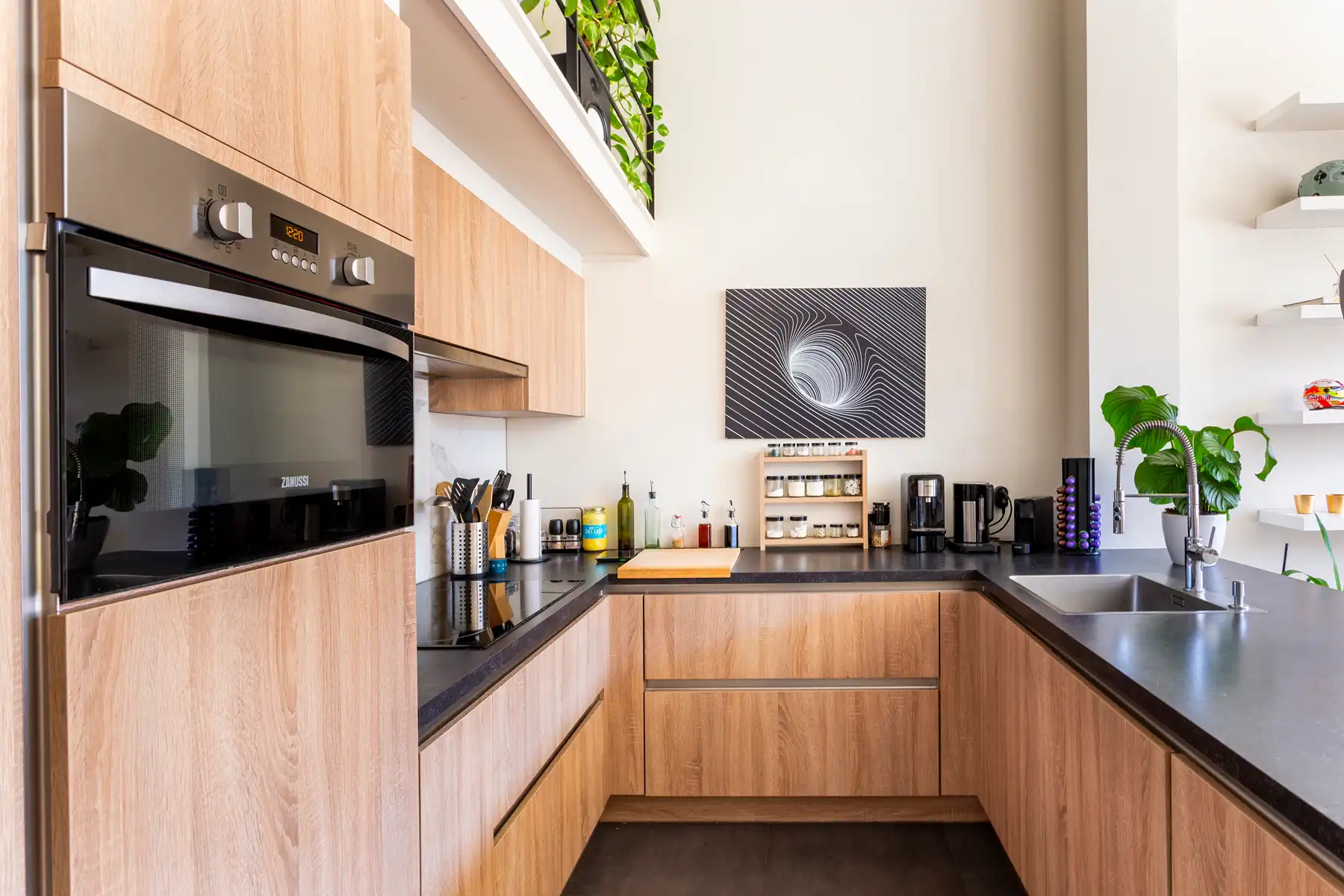 Ruime loft met 2 slaapkamers op centrale locatie foto 6