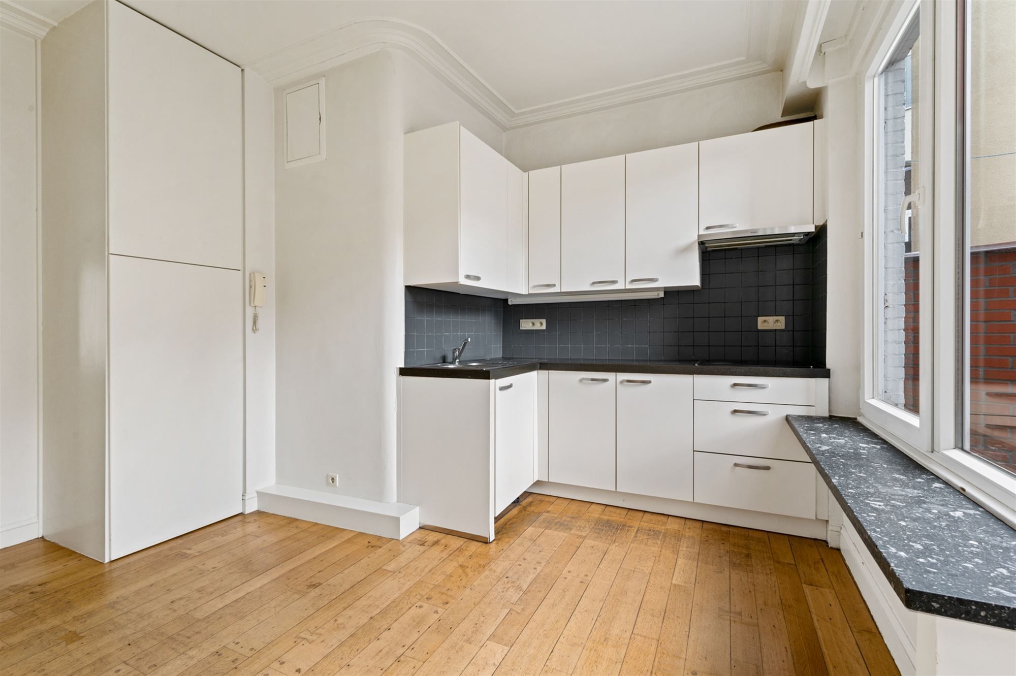 Gezellig appartement met 1 slaapkamer en terras in hartje lier foto 3