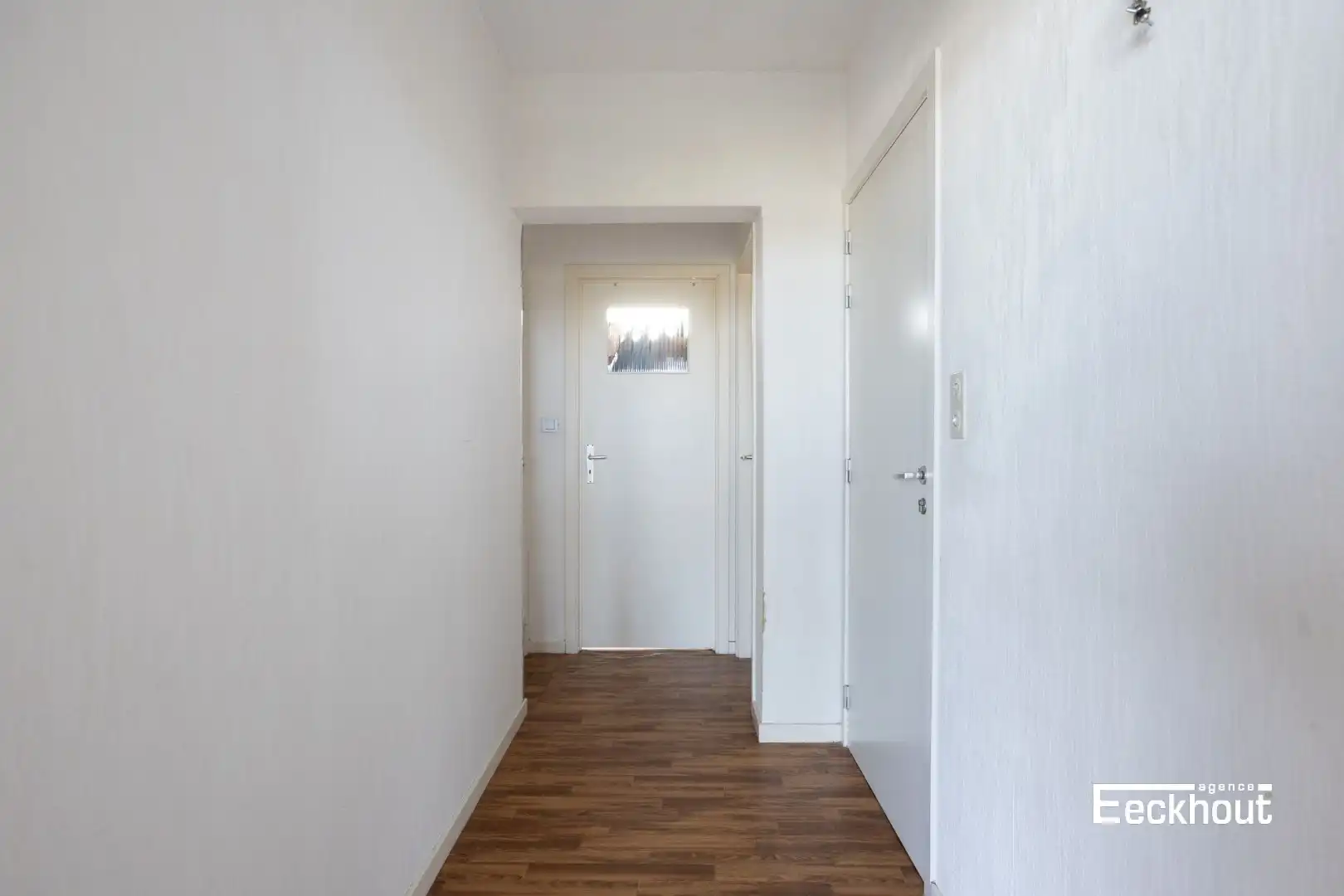 Appartement met terras en open zicht in Bredene, met autostaanplaats foto 9
