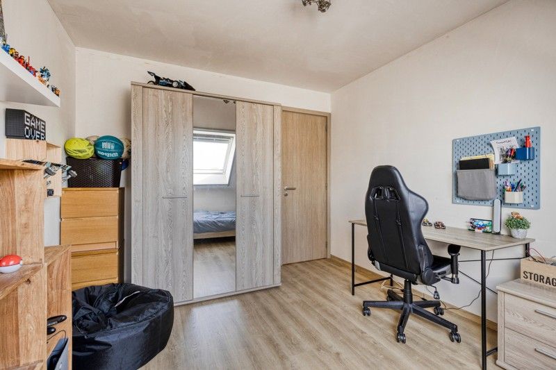 🏡 Gezellige woning met 4 slaapkamers én garage TE KOOP in Haspelstraat 17, te Sint-Eloois-Vijve! foto 20