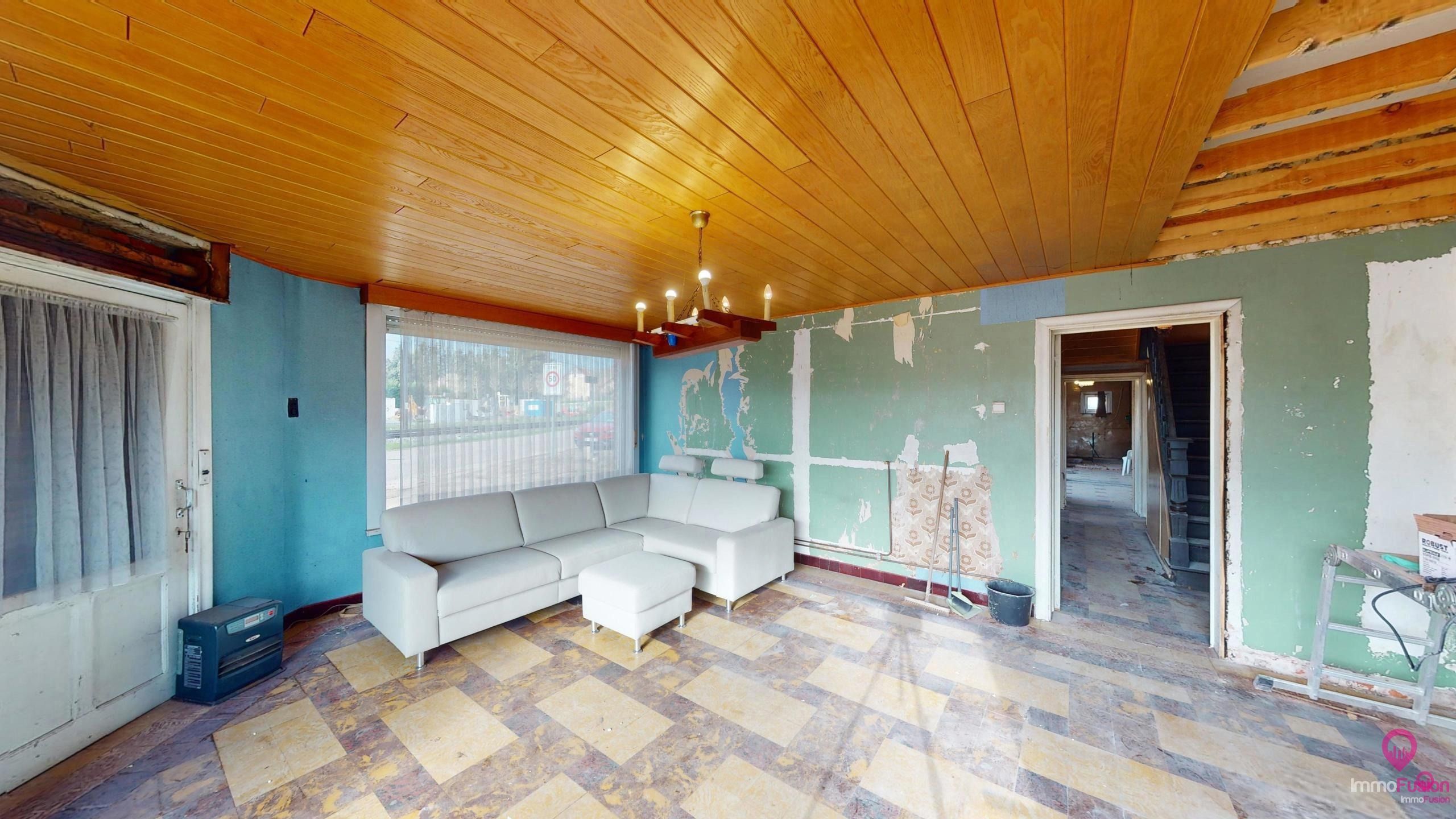 Uniek renovatieproject op centrale ligging met grote tuin! foto 4