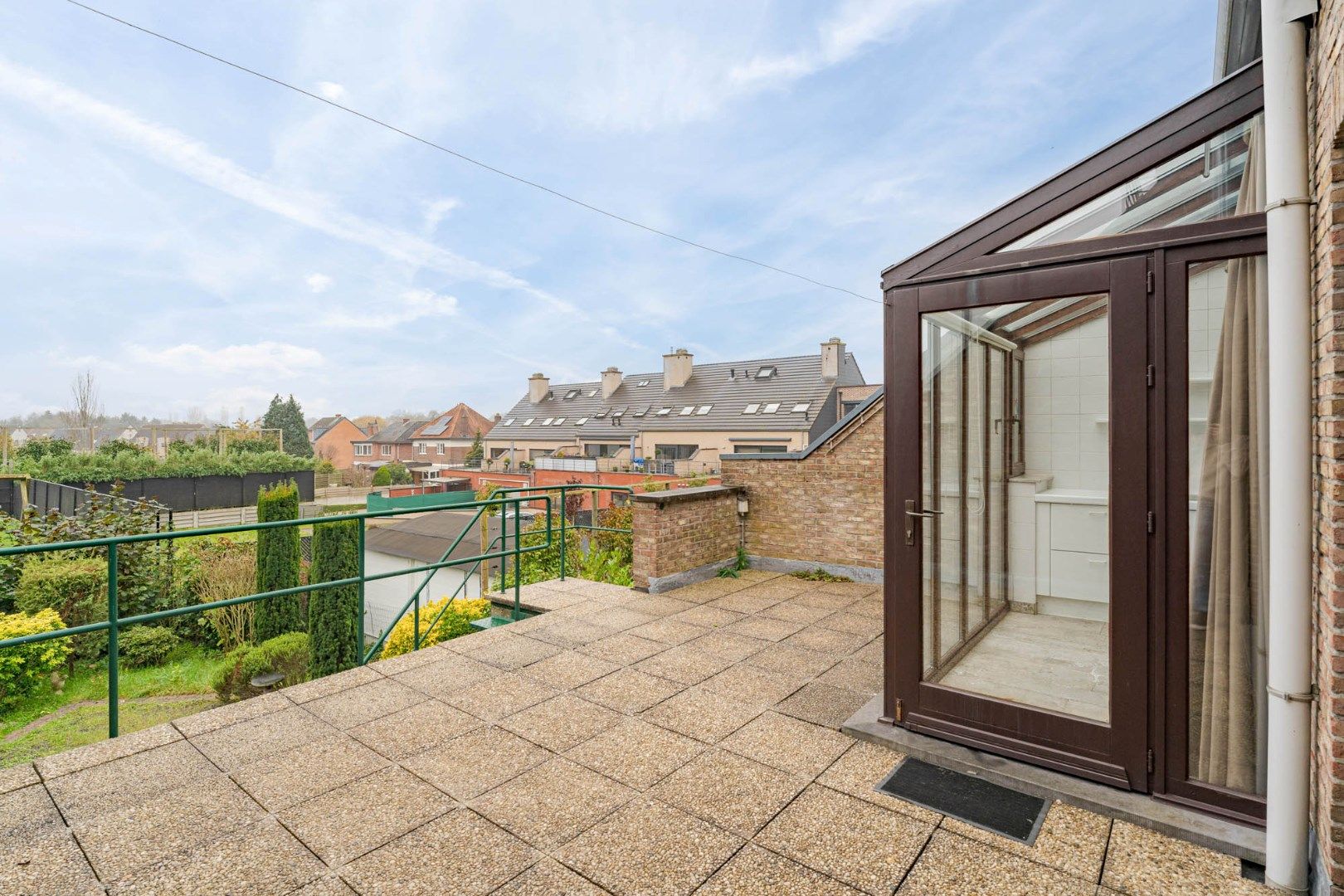 Op te frissen ruime energiezuinige bel-etagewoning met patio en terras op unieke locatie, massa's mogelijkheden. foto 18