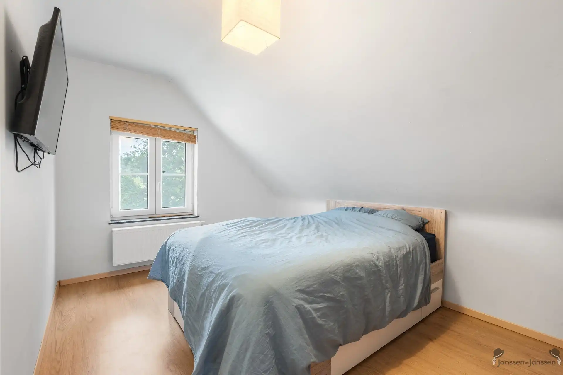 Moderne gezinswoning op een perceel van 6.940 m² met paardenaccommodatie foto 13