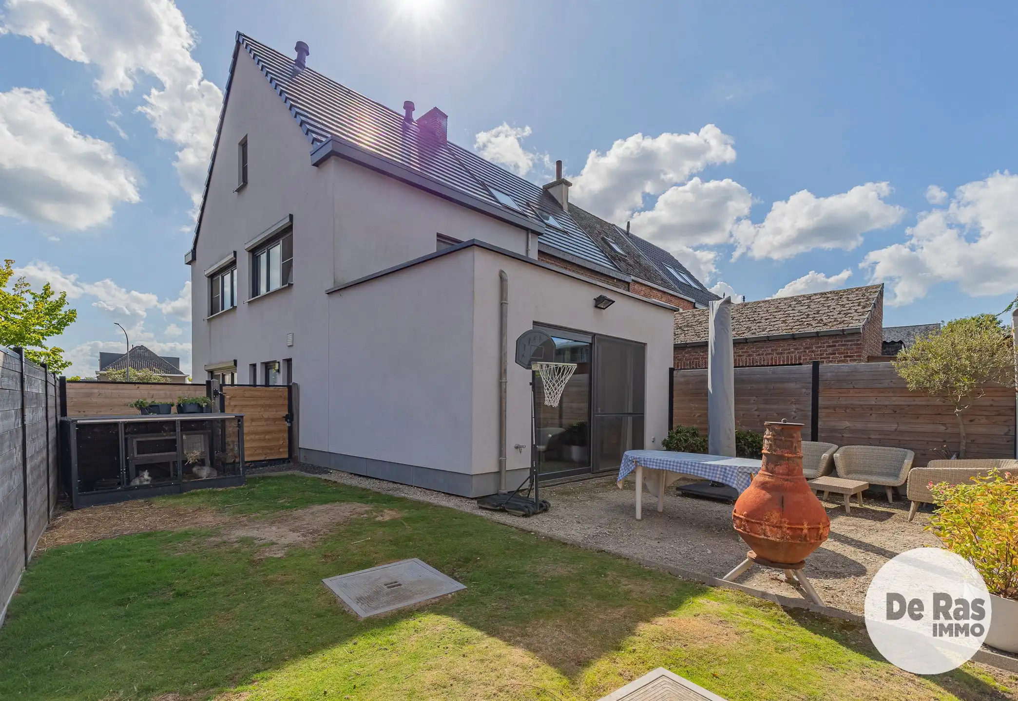 AALST - TOTAAL GERENOVEERDE HOB MET TUIN EN GARAGE foto 23