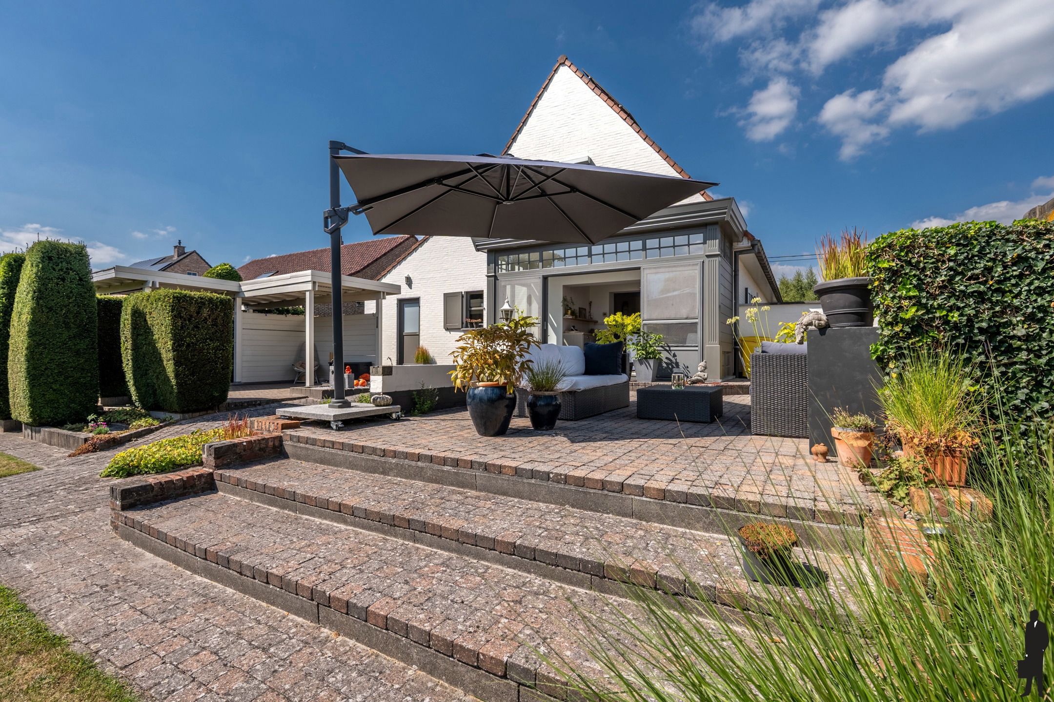 Lichtrijke villa, vlakbij natuur met 3 slpk. op zuidperceel foto 18