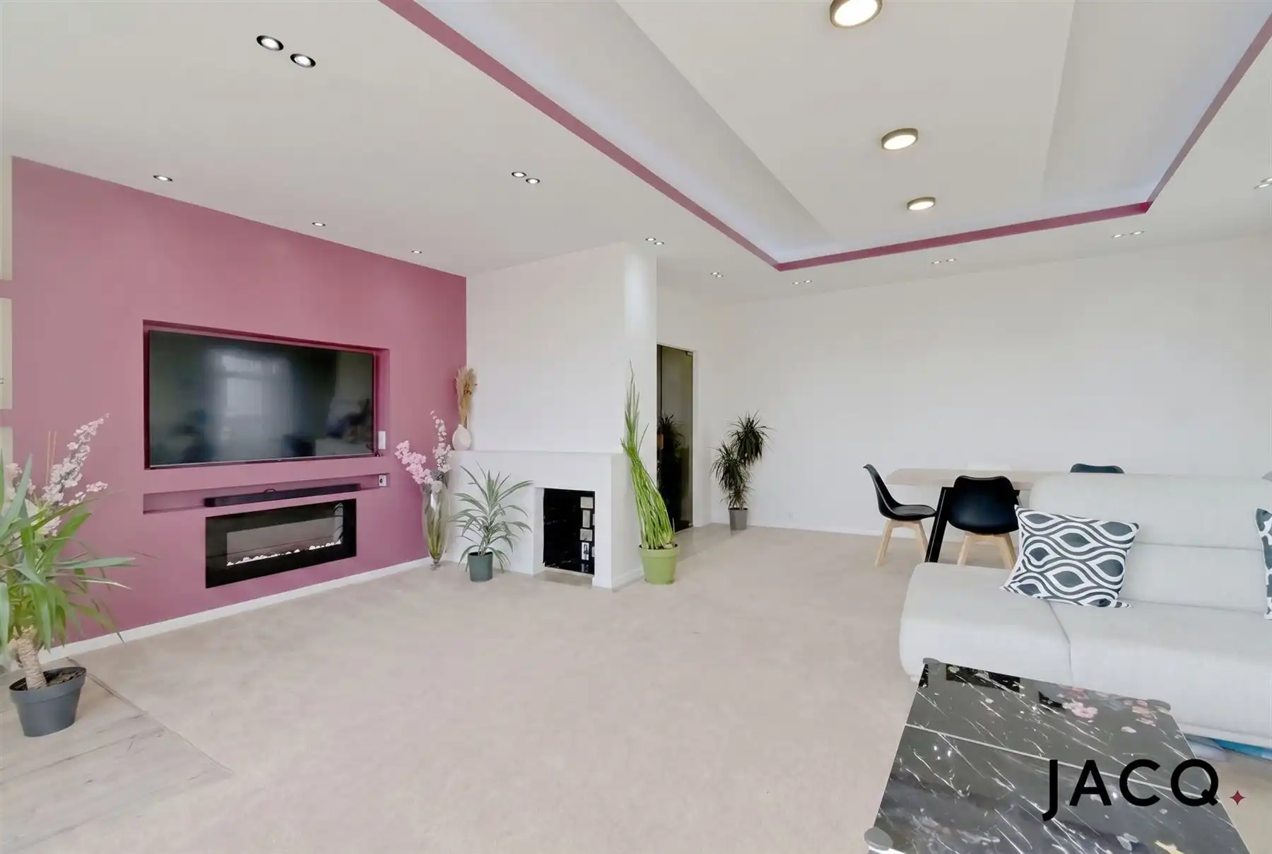 Gerenoveerd, ruim appartement op toplocatie! foto 5