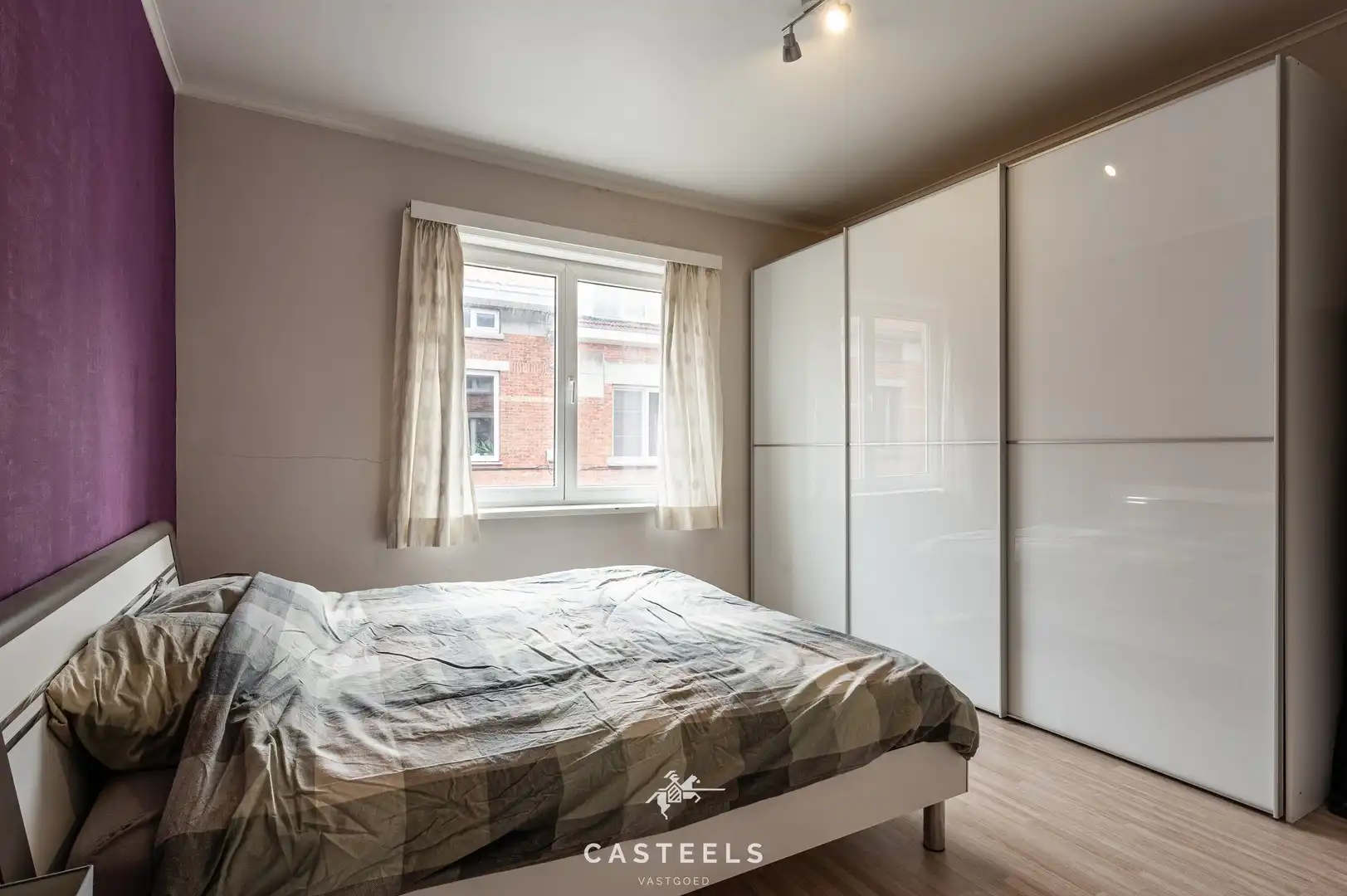 Gezinswoning met potentieel te koop in Mariakerke foto 9