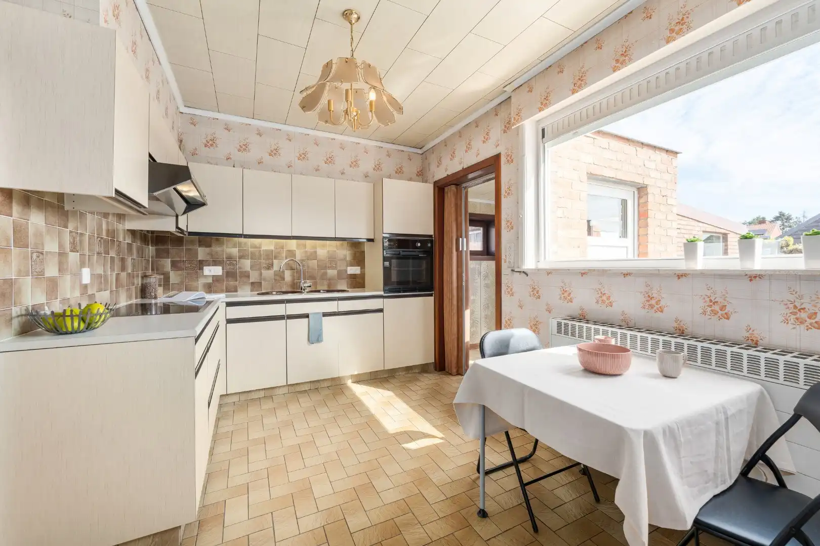 Gelijkvloerse woning met tuin in Sint-Joris foto 8