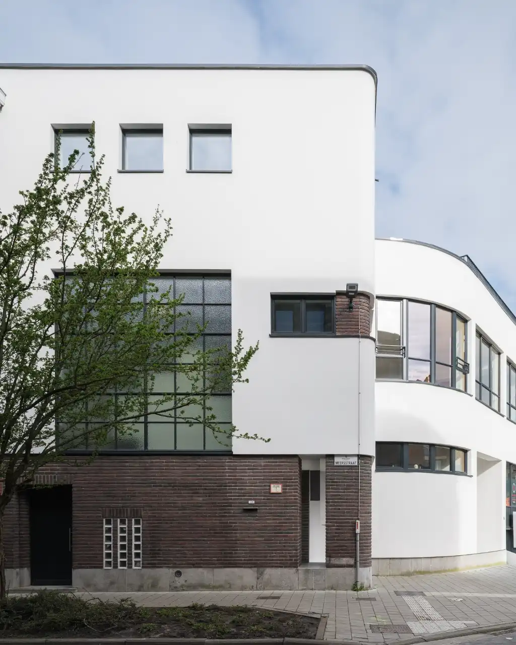 Uniek townhouse-appartement met o.m. 4 slaapkamers, 3 badkamer en een ruim terras. foto 6