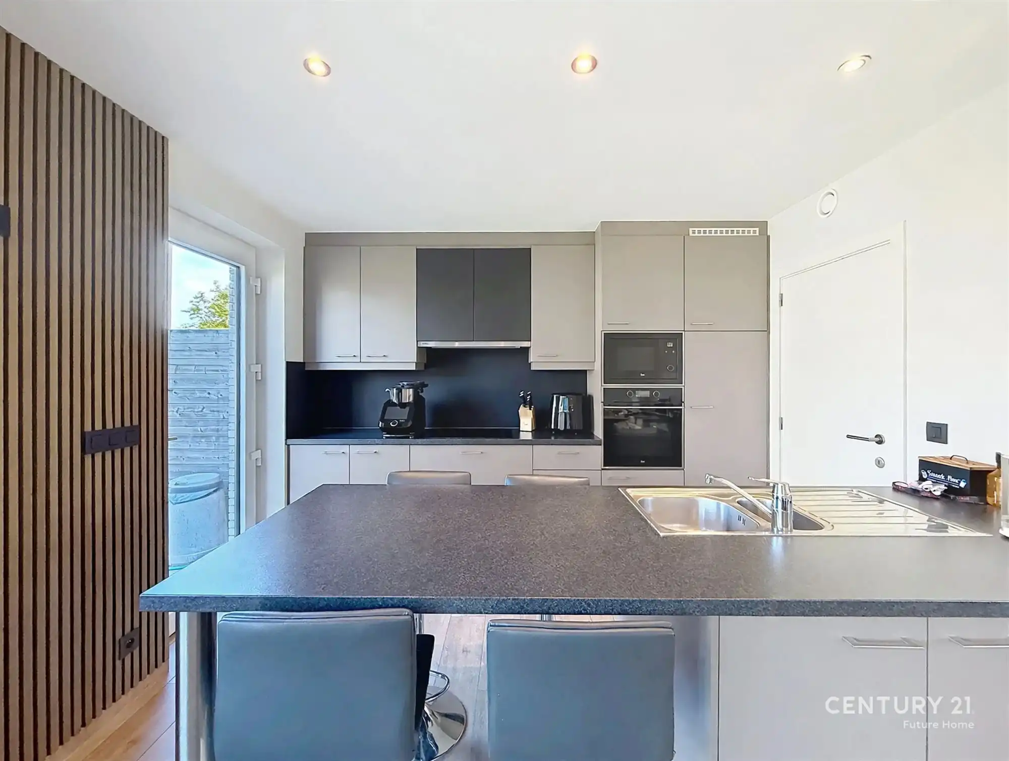 Recente en gezellige woning met 3 slaapkamers foto 7