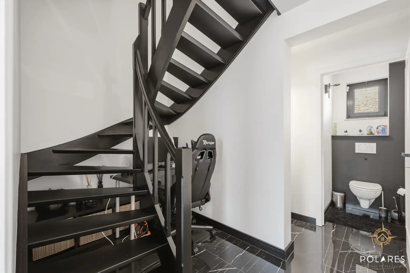 Instapklare woning met 3 slaapkamers in centrum Hoeilaart! foto 3