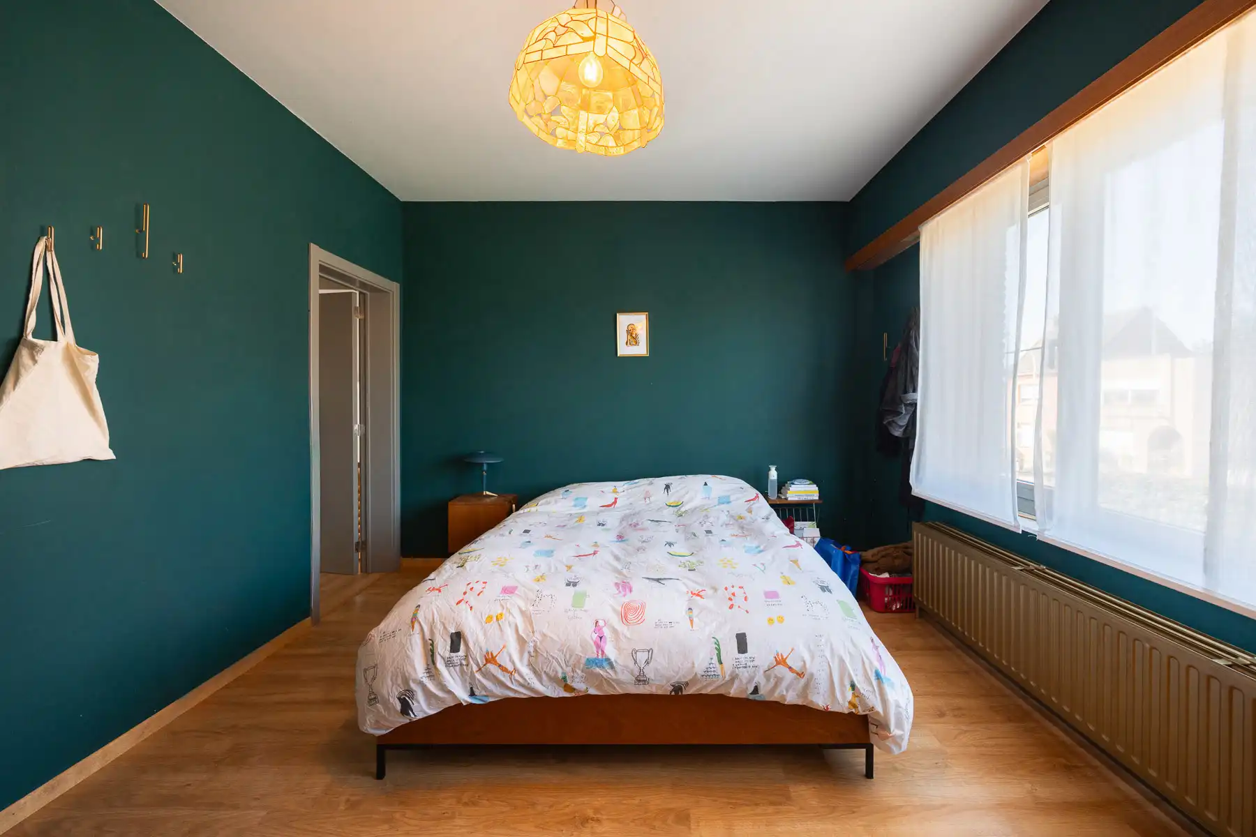 Ruime gezinswoning met 4 slaapkamers op perceel van 528 m² foto 15