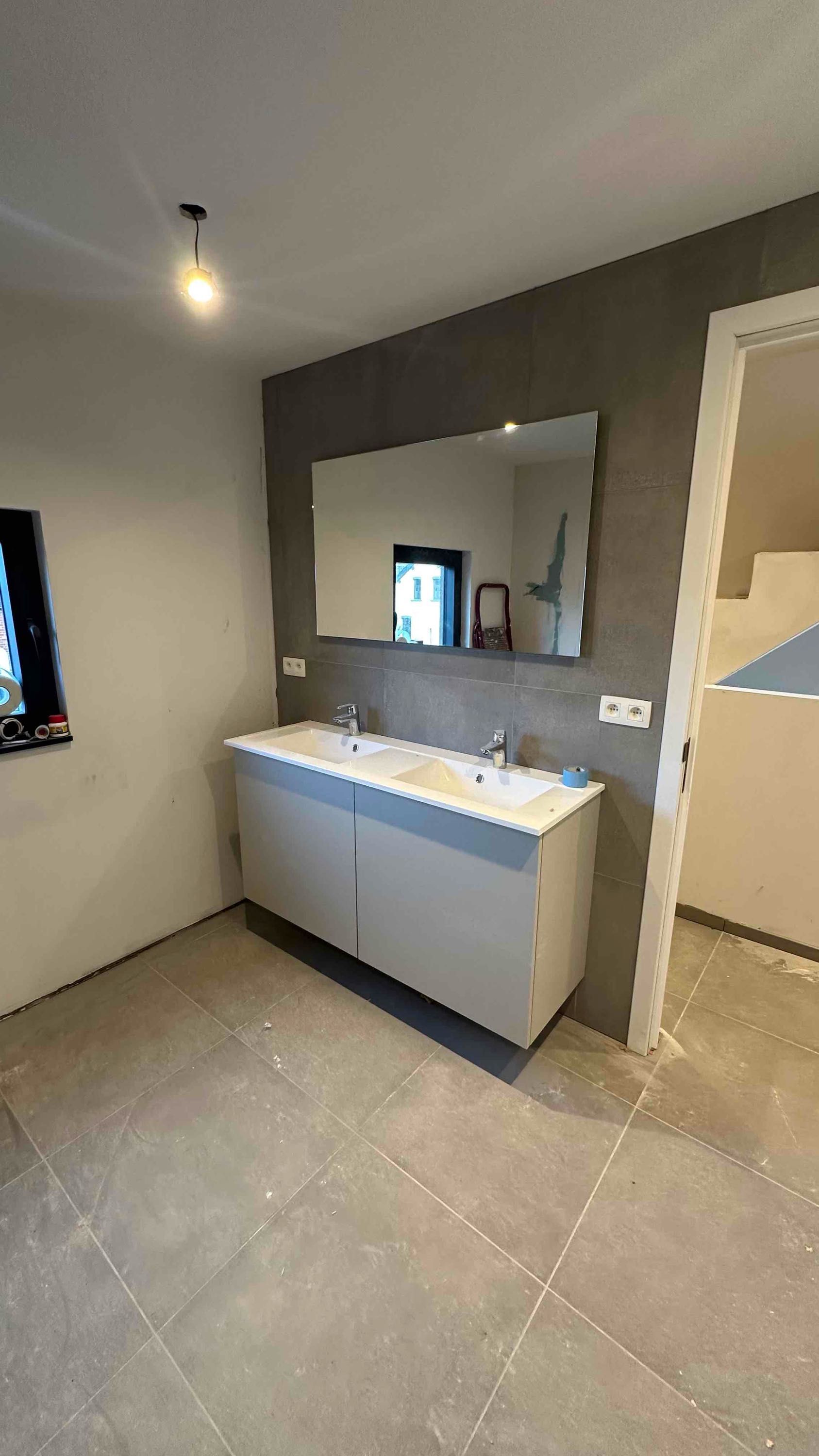 Nieuwbouwwoning met 2 slaapkamers en terras. foto 13