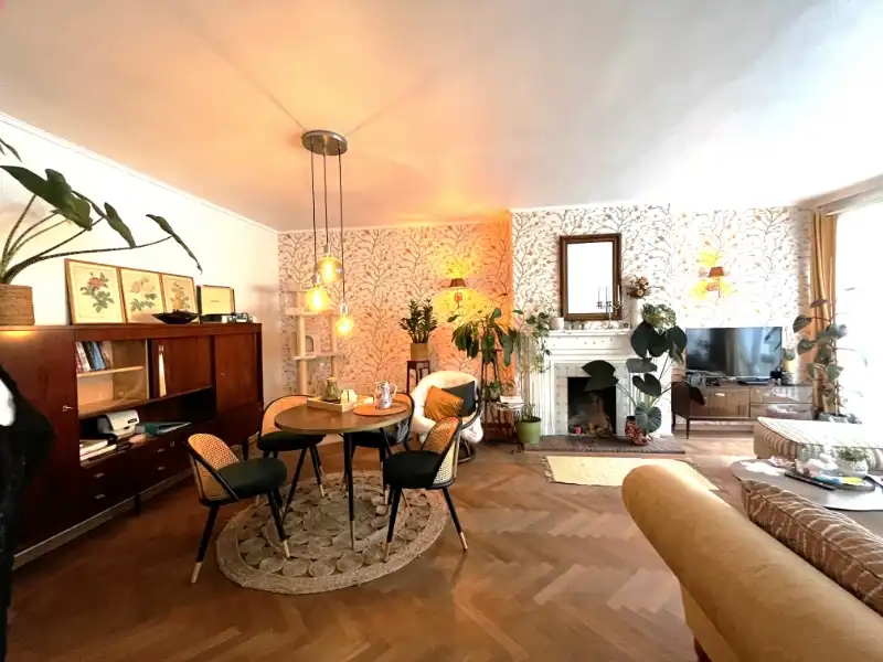 Gerenoveerd appartement in hartje Kortrijk met terras! foto 2