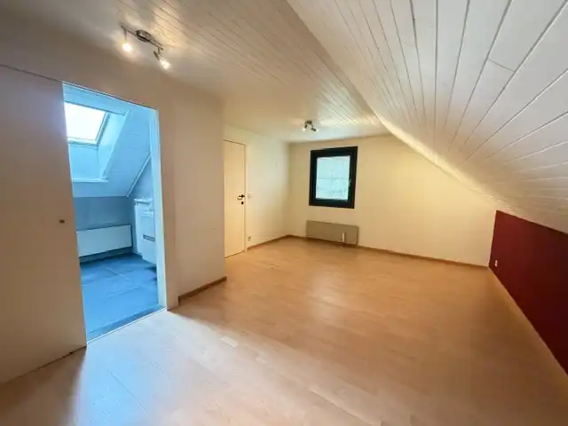 Eengezinswoning met 2 slaapkamers, garage, terras en tuin foto 13