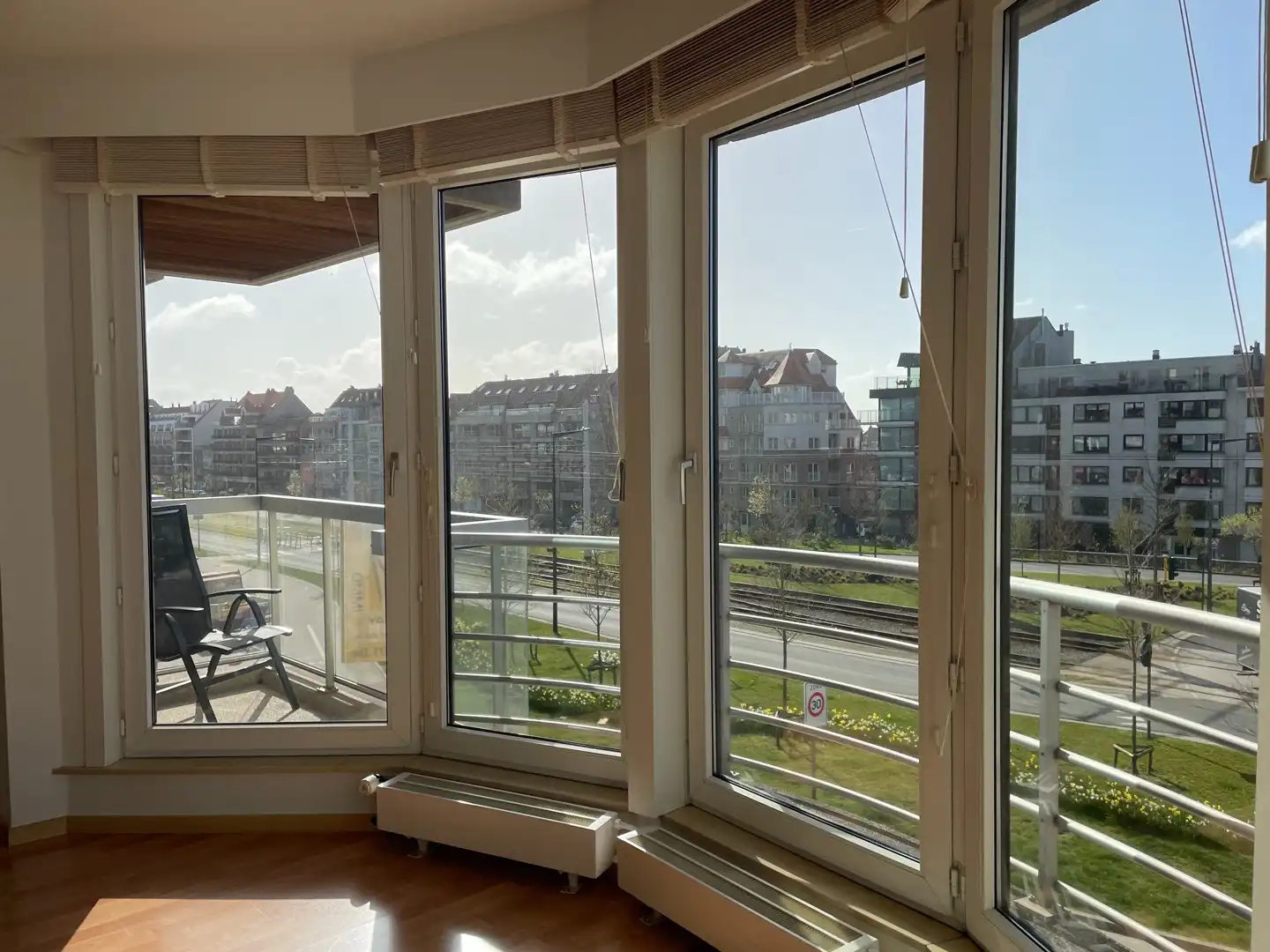 Verzorgd hoekappartement met 2 slaapkamers foto 7