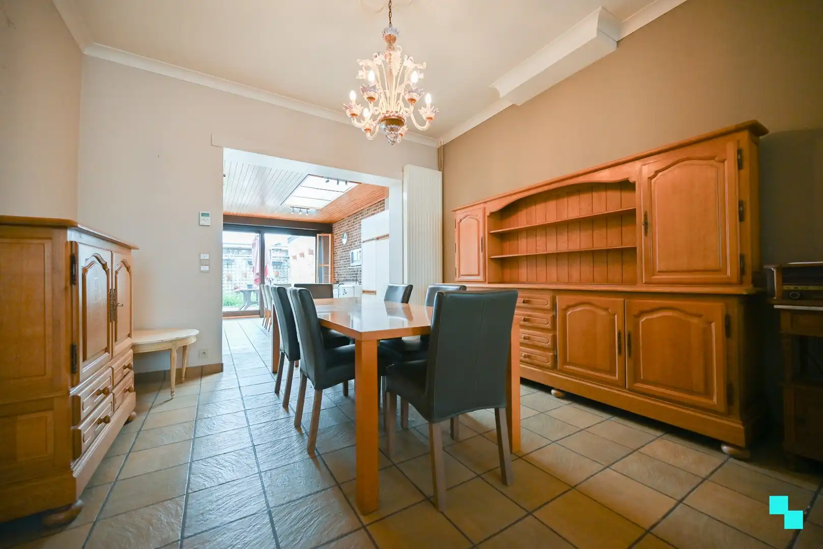 Charmante woning met een doorgedreven energetische renovatie te Izegem foto 9