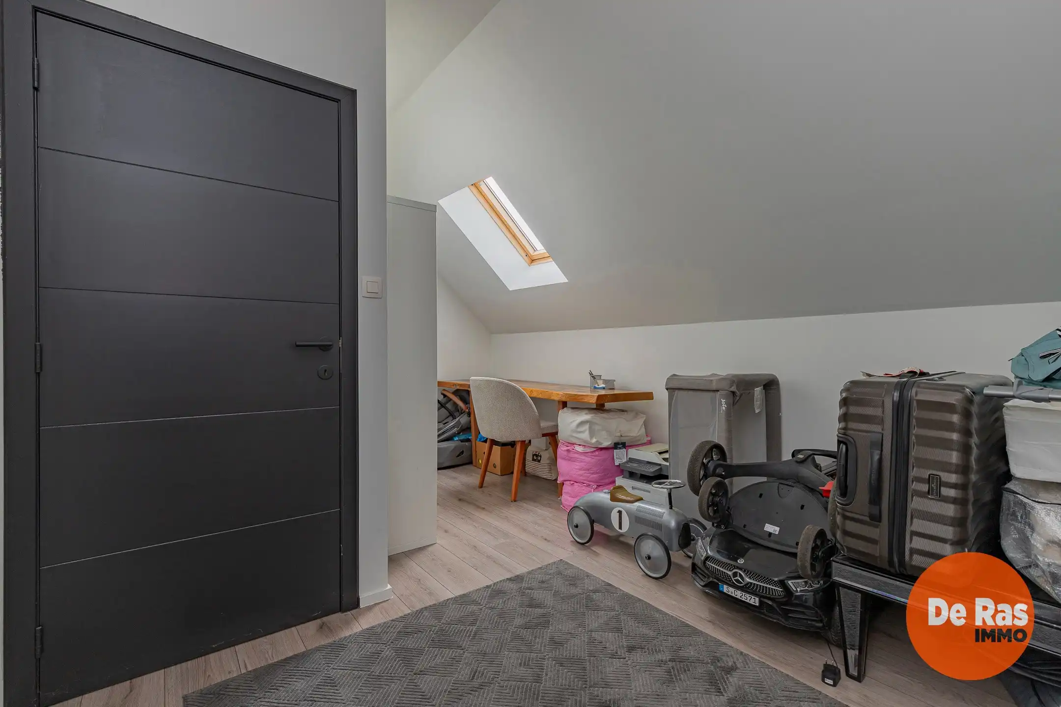 NIEUWERKERKEN– Gerenoveerde woning met 3 slk's, tuin, garage foto 18