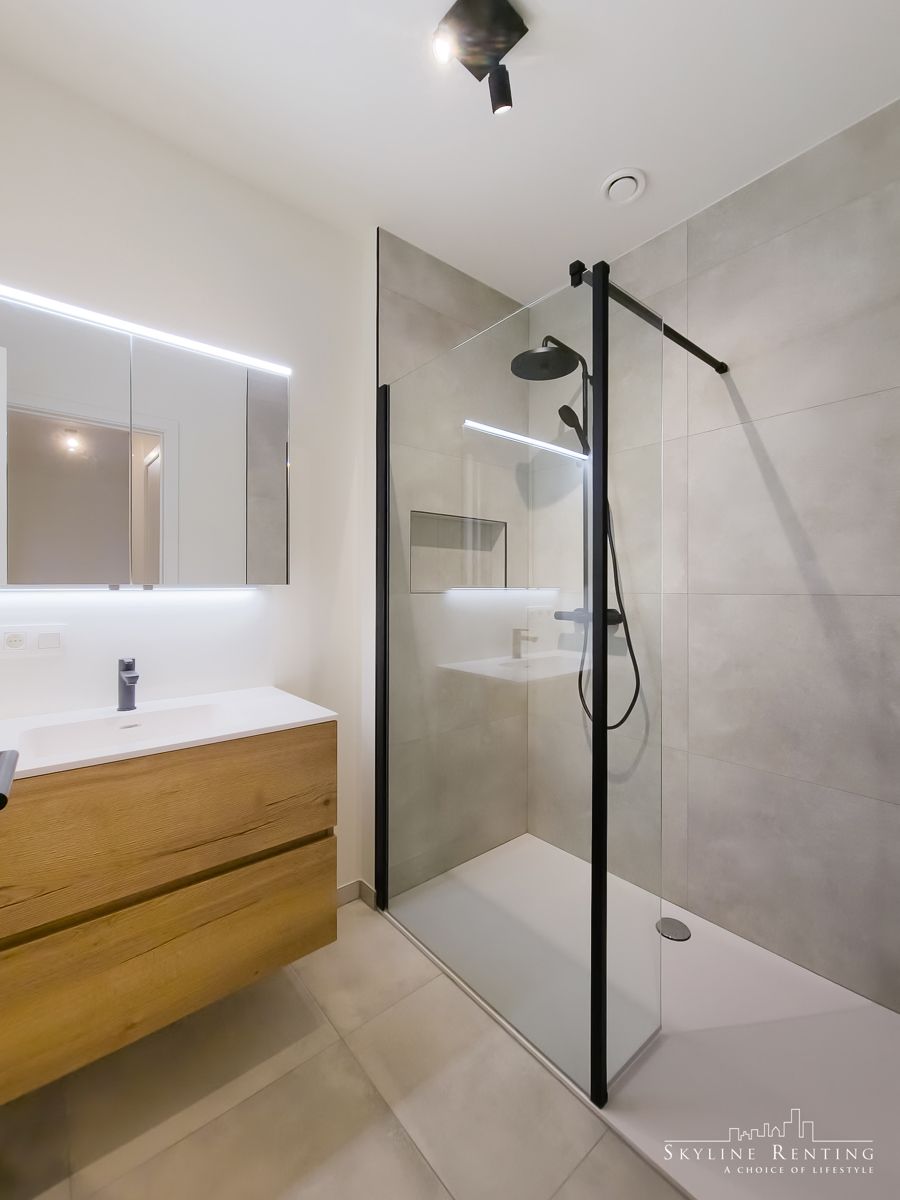 Rustig, en comfortabel 2slpk app. met mooi terras  foto 6