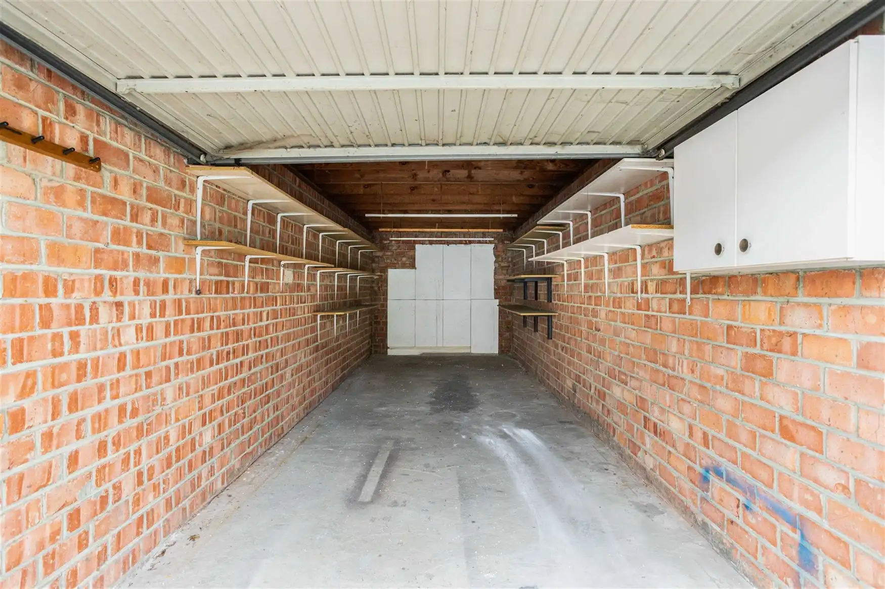 Ruim 3-slaapkamerappartement met zonneterras in Zwijnaarde foto 10
