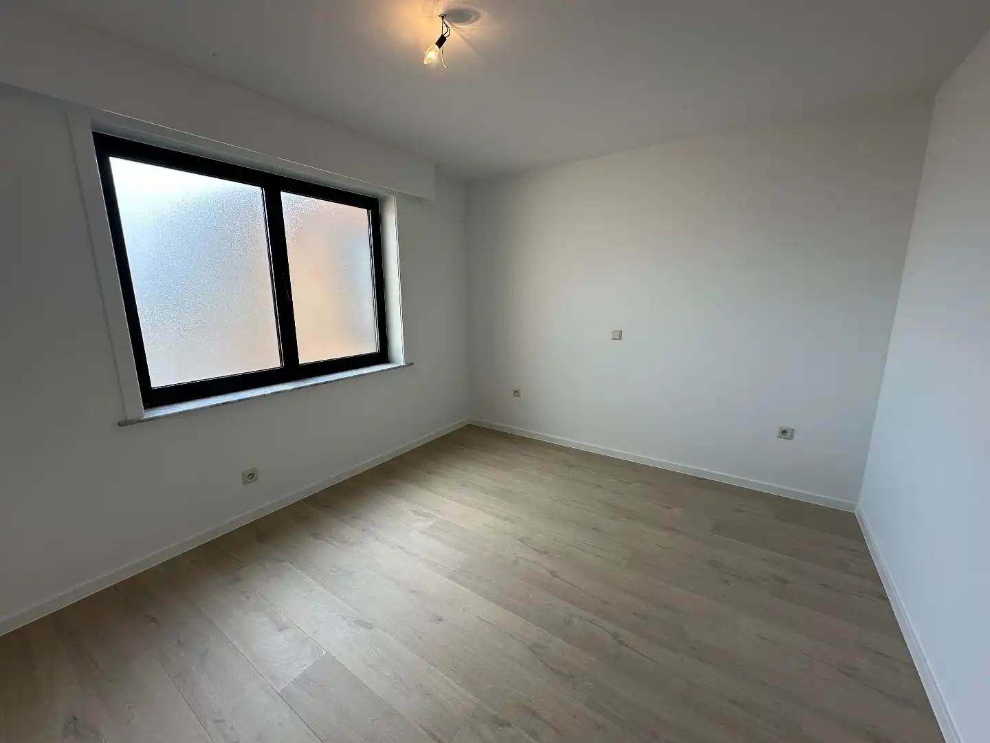 Insapklaar appartement met 1 slpk en terras, Torhout foto 10