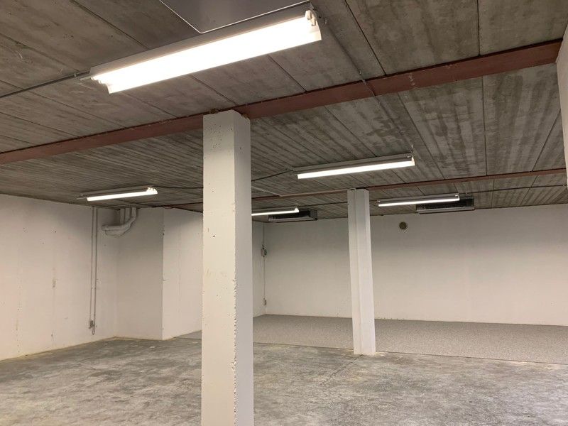 Multifcufunctioneel bedrijfsgebouw met appartement op zichtlocatie foto 20