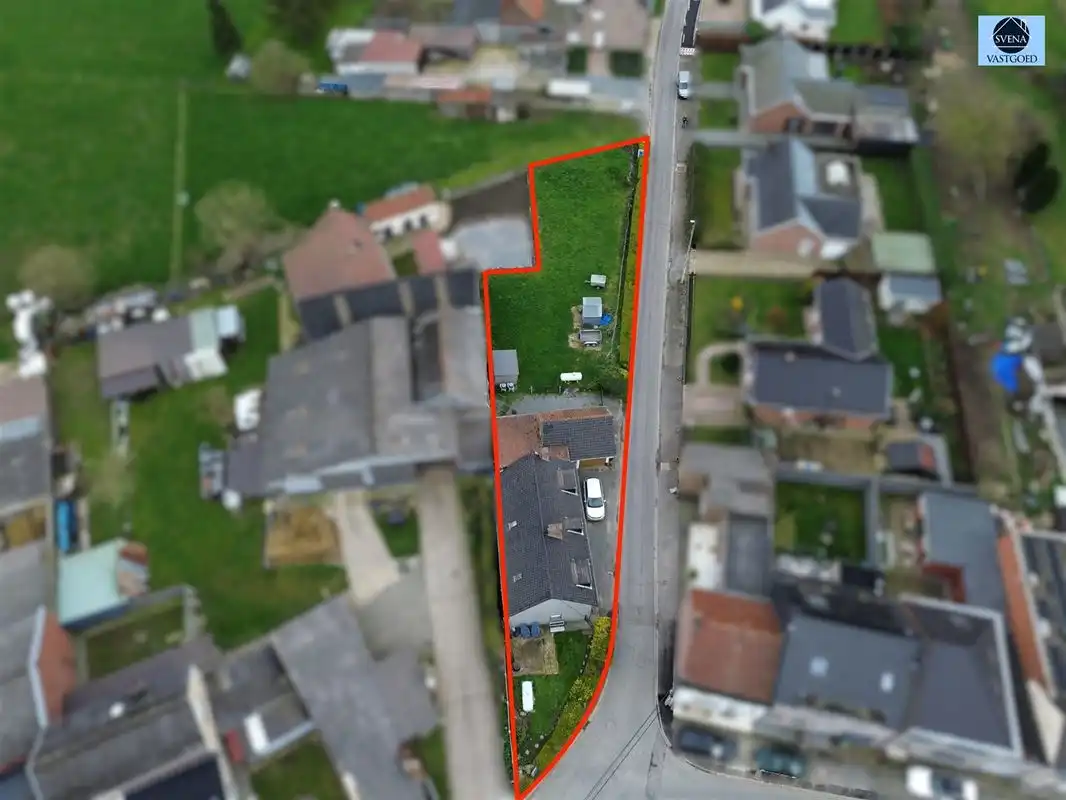 AUTHENTIEKE HOEVE MET 3 KAMERS EN TUIN foto 2