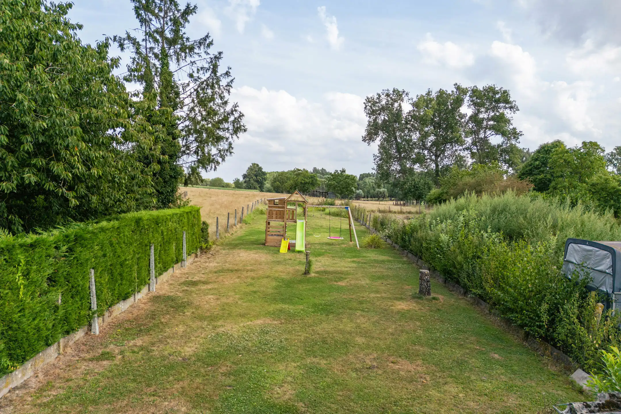 Instapklare gerenoveerde gezinswoning met ruime tuin foto 27
