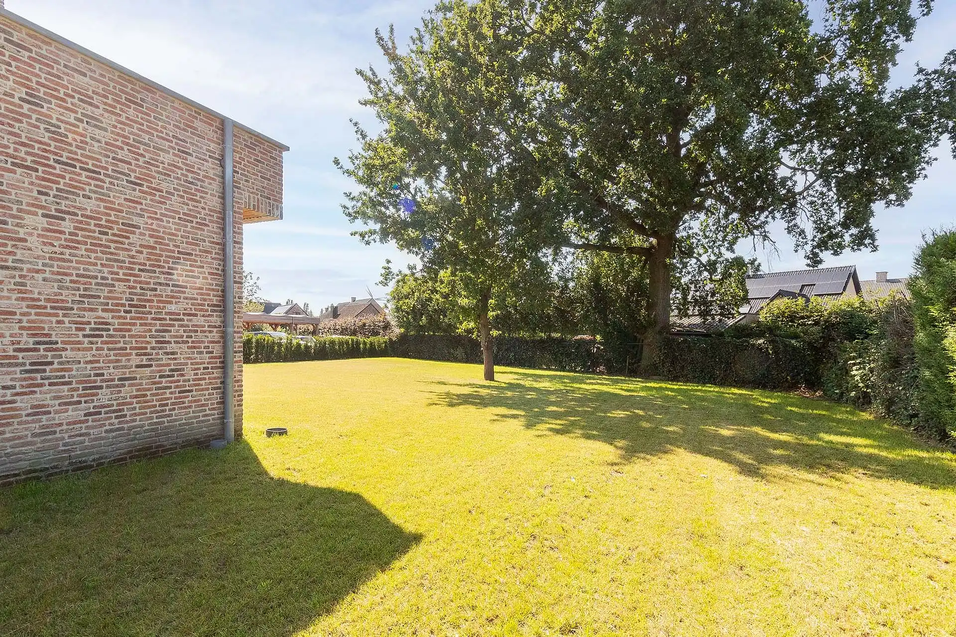 Hoogwaardig afgewerkt gelijkvloersappartement met tuin foto 13