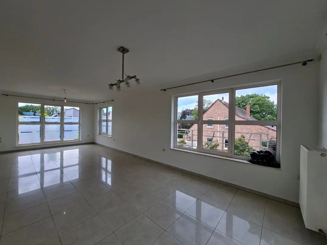 Goed gelegen duplex appartement te Lommel foto 3