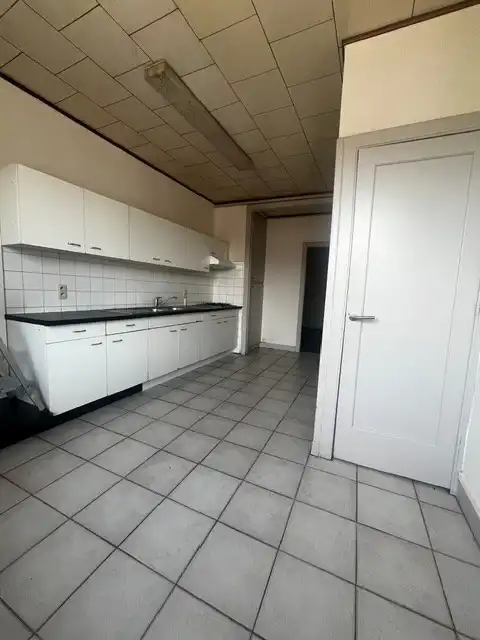 Te koop - Op te frissen appartement in Lier op 2°Verdieping foto 7