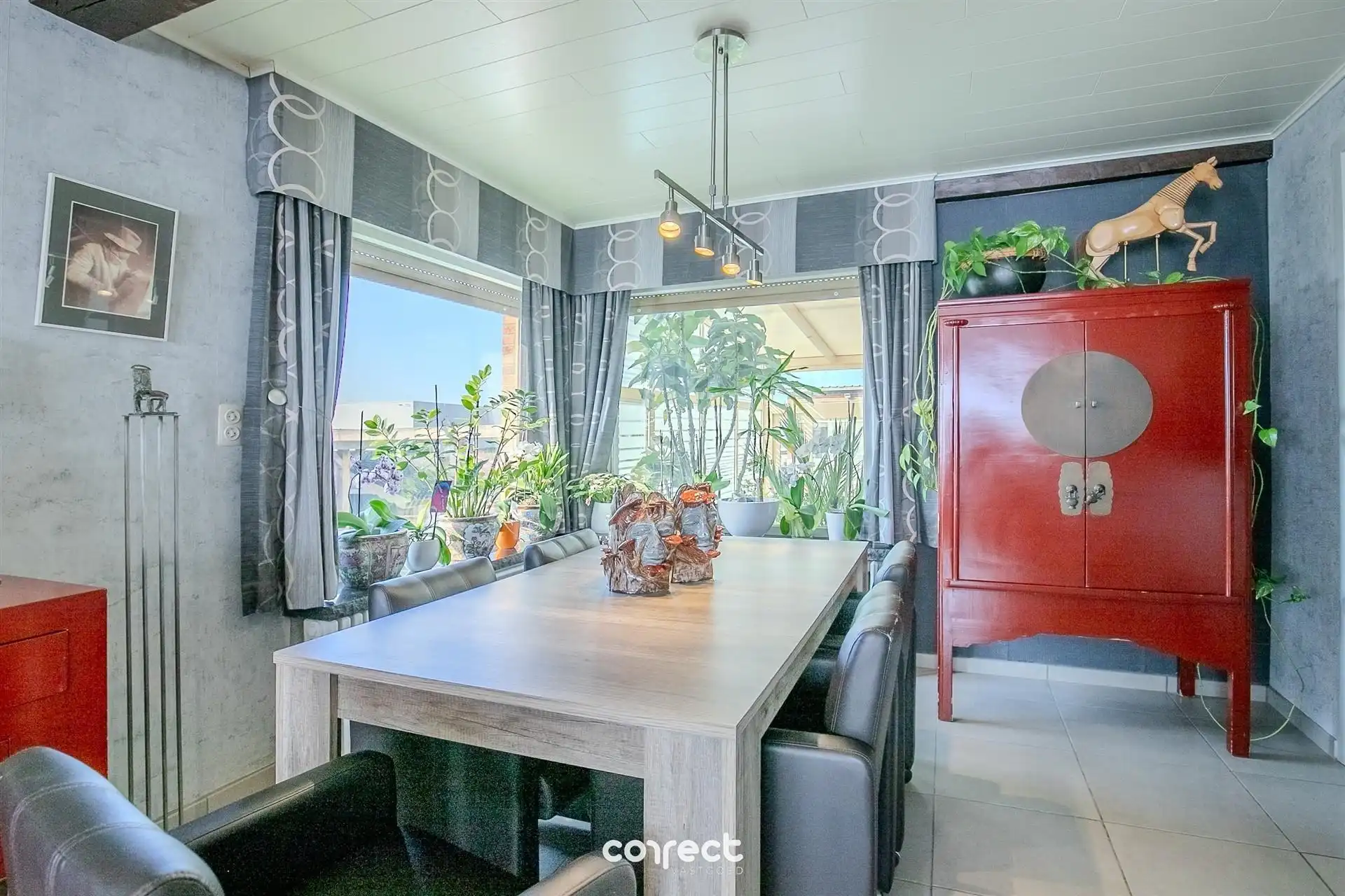 Karaktervolle alleenstaande woning met loods op 1.046 m² – wonen met ruimte en mogelijkheden in Beerst. foto 3