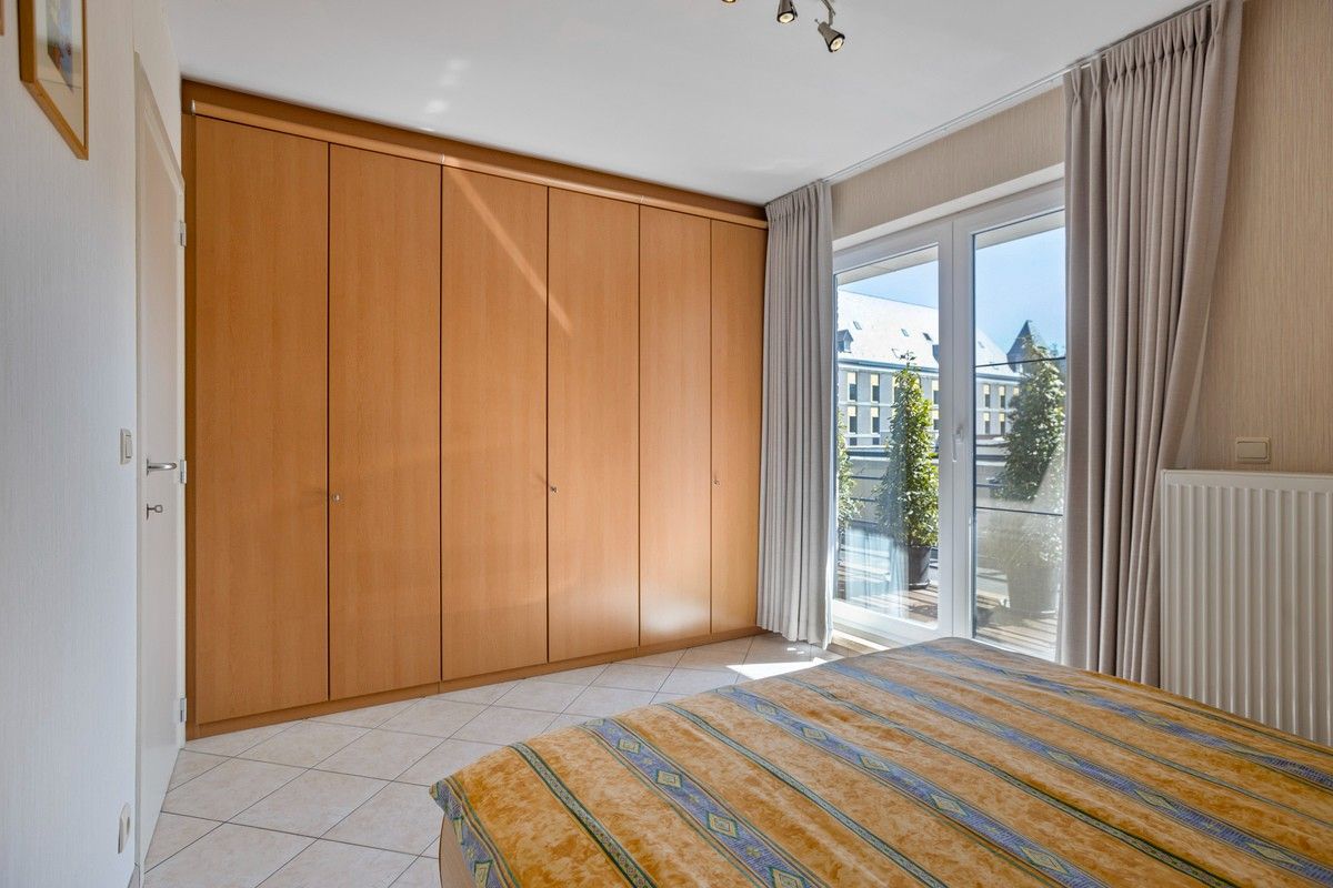 APPARTEMENT te BLANKENBERGE foto 11