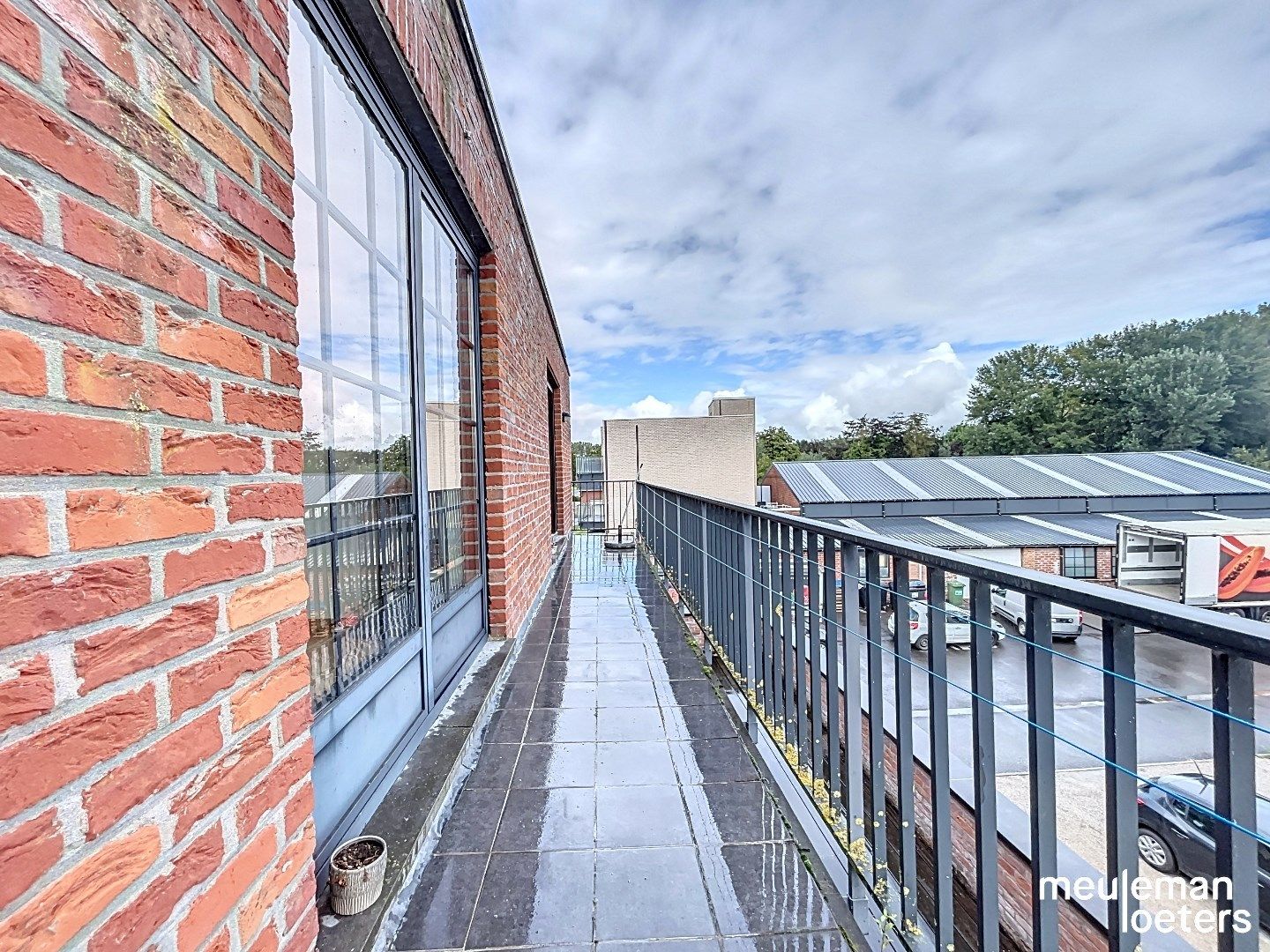 Lichtrijk appartement met ruime woonvolumes foto 4