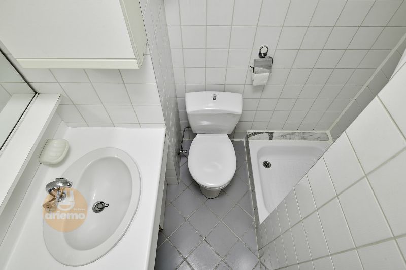 STUDIO MET SLAAPHOEK OP DE ZEEDIJK foto 6