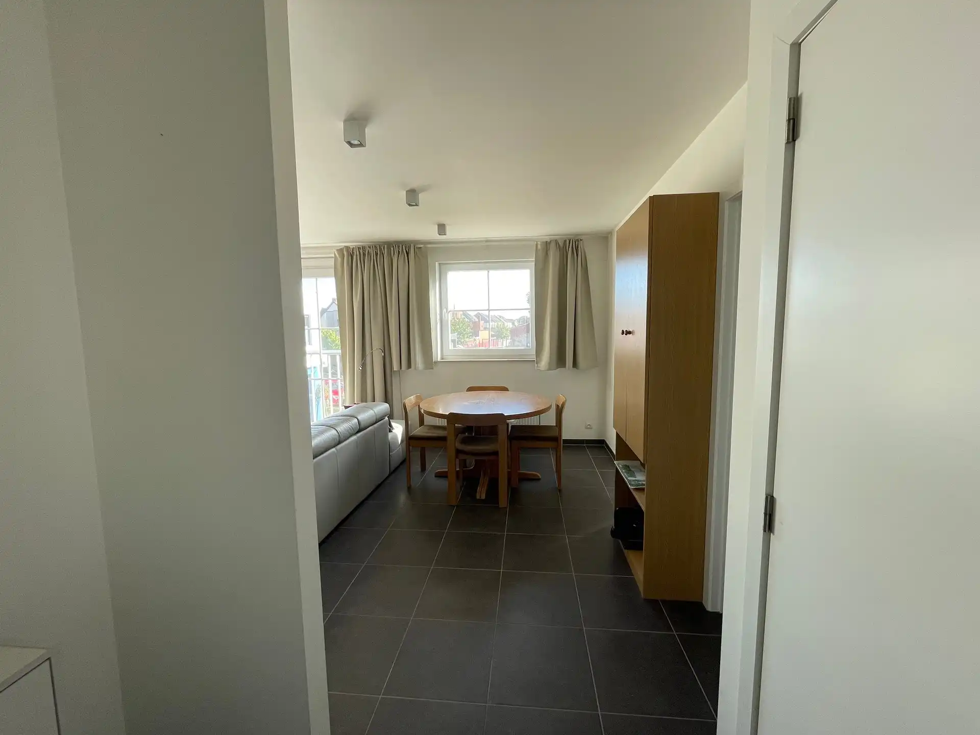 Zeer centraal gelegen appartement in de Residentie ‘Heusdine”. foto 2
