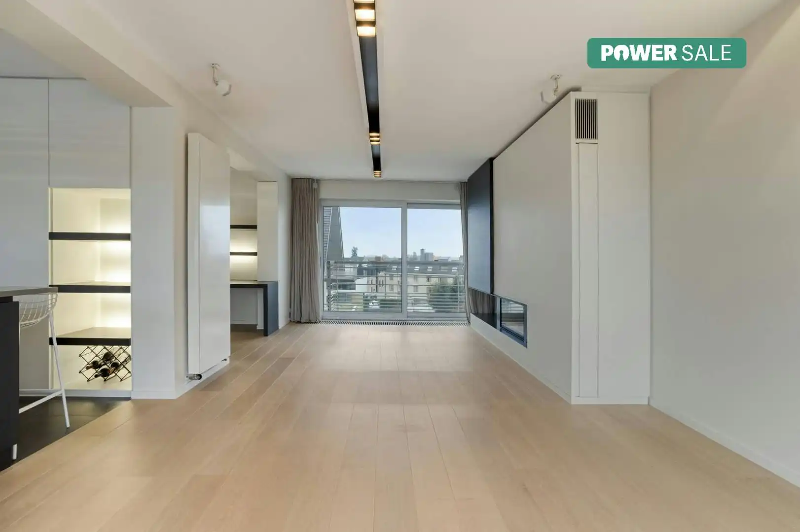 Stijlvol duplex appartement te koop aan de Kleine Bassin foto {{pictureIndex}}