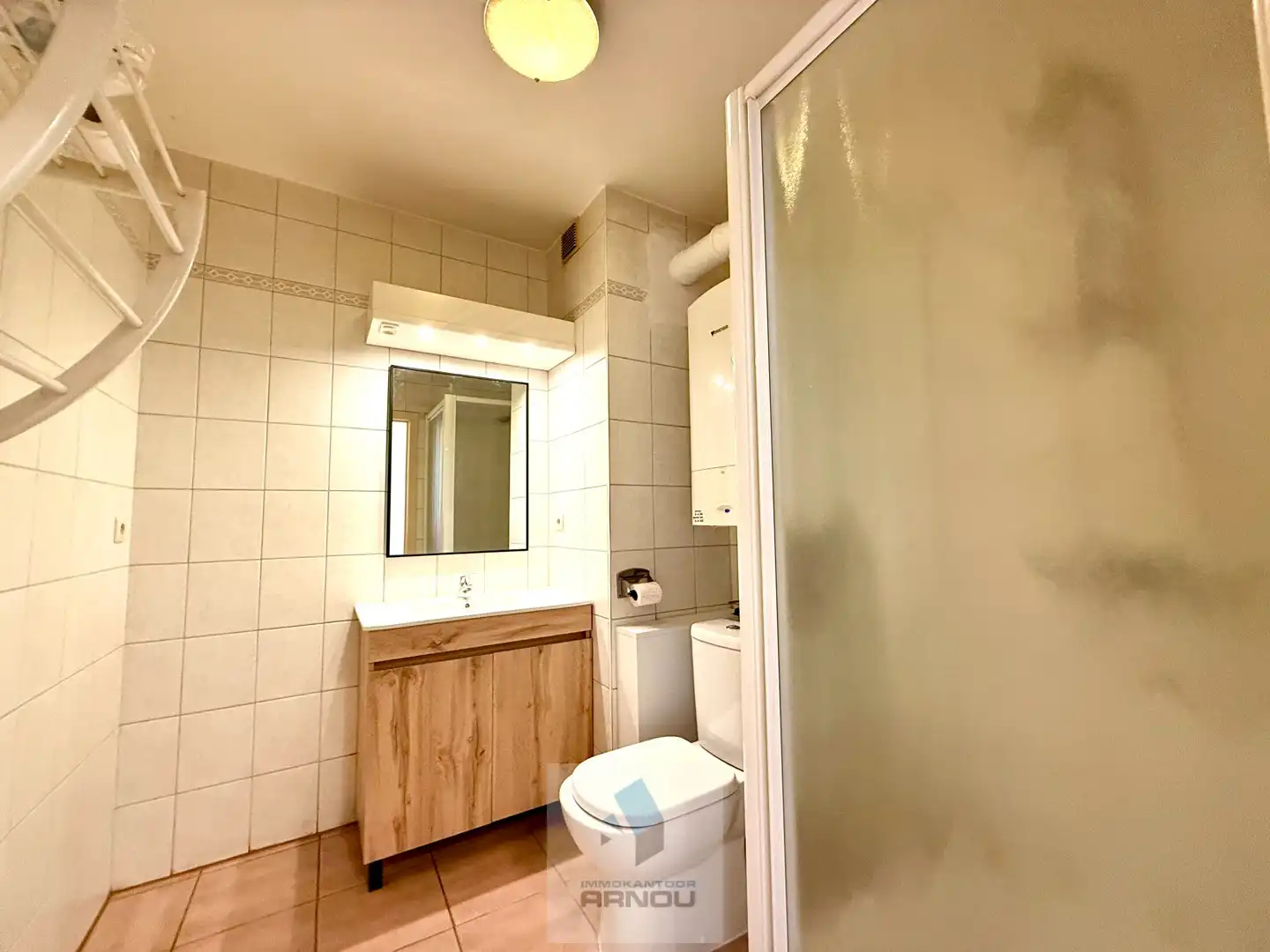 Appartement met 1 slaapkamer en parking  in het centrum foto 10