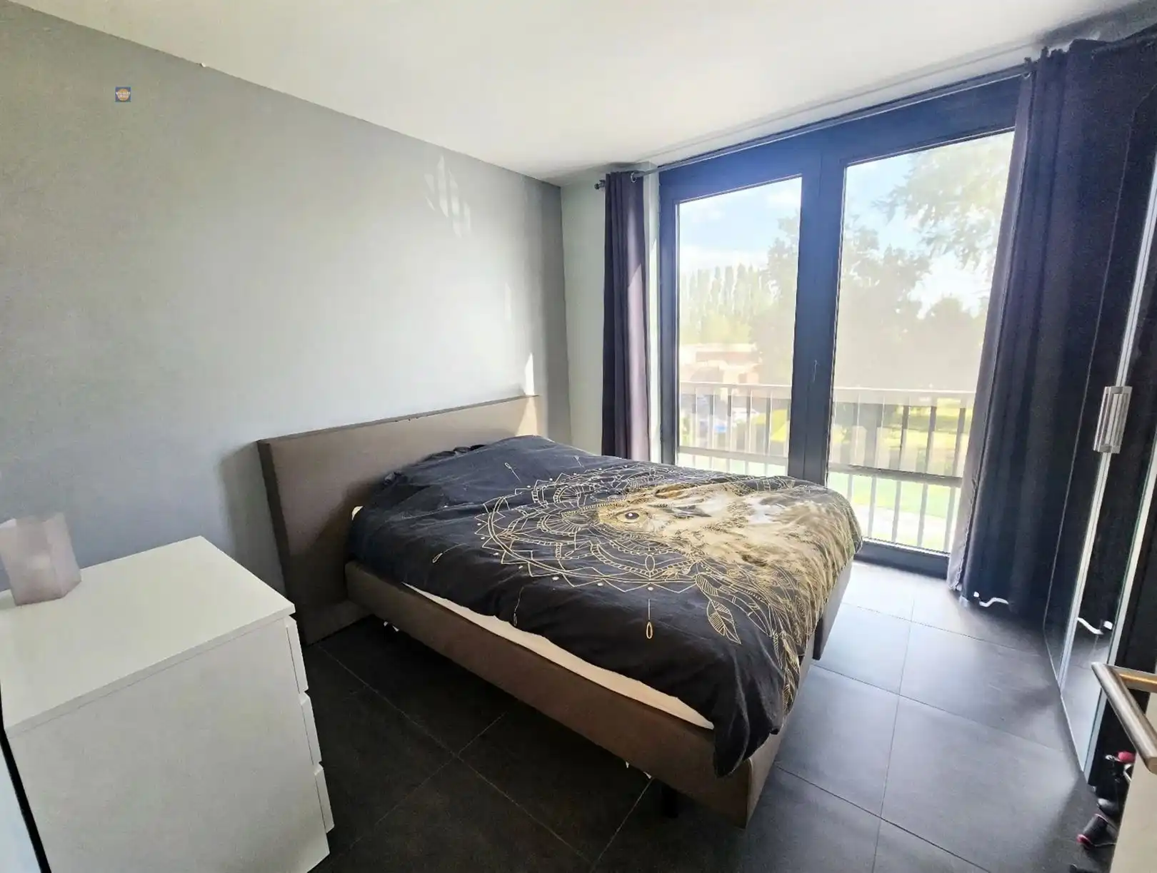 Appartement met 1 slaapkamer, staanplaats en kelder foto 5